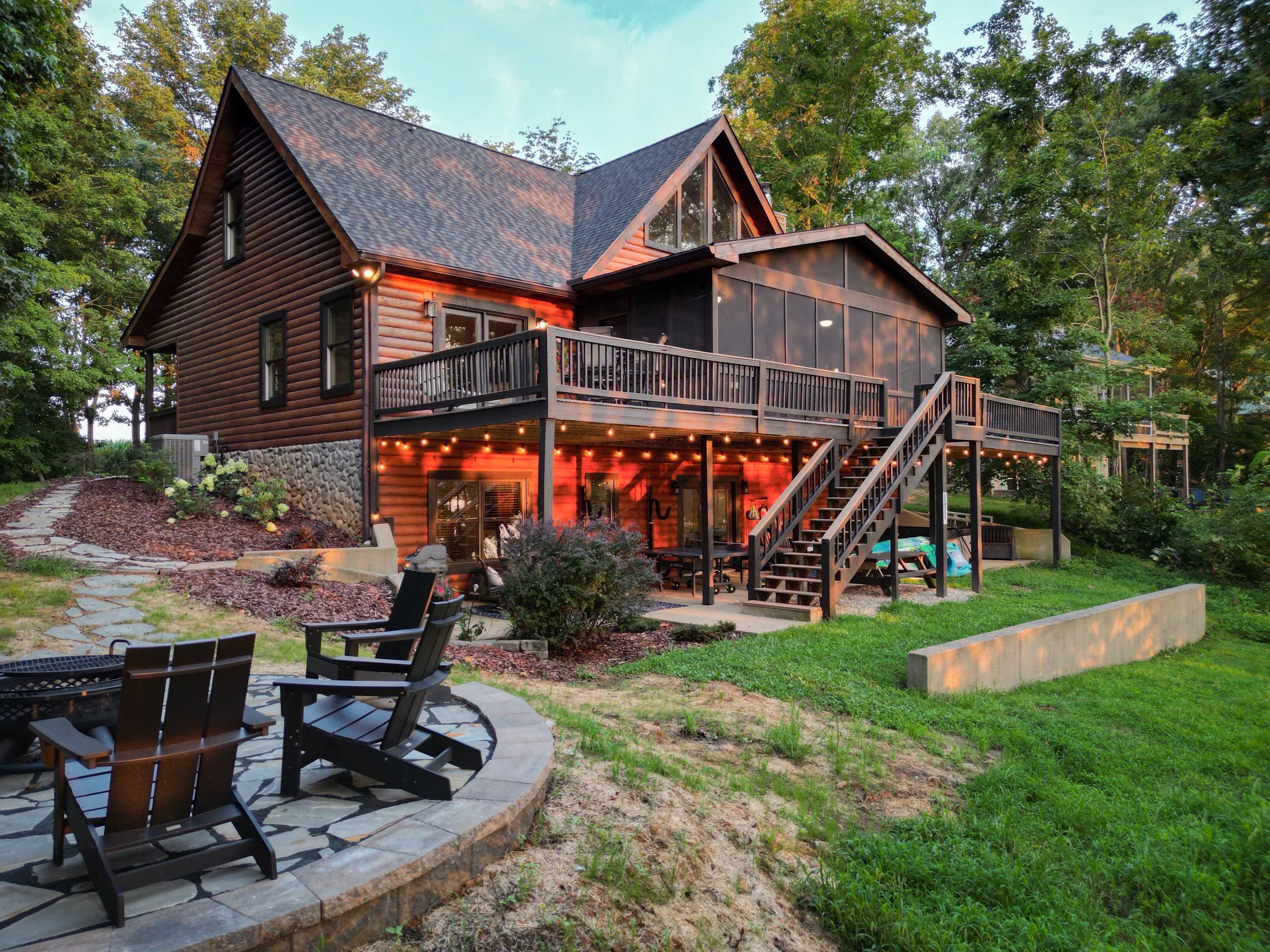 Blessing by the Lake | Lakeside Cabin|Hot Tub Wifi — Scottsville, KY — vacation rental