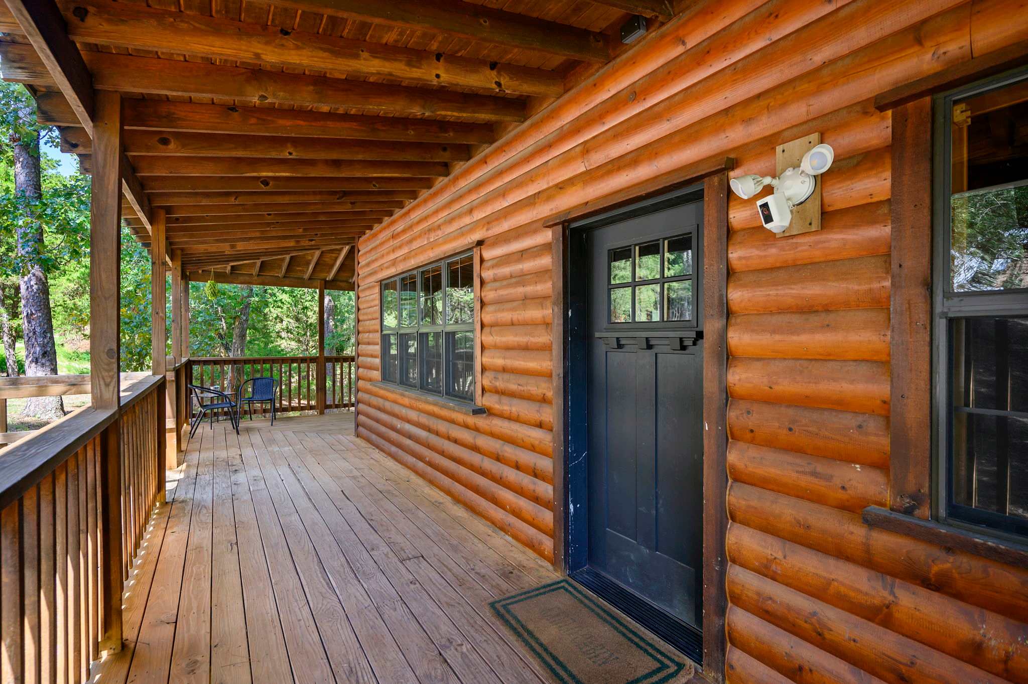 Kalo Cabin |Secluded | hot tub | pond | firepit 5