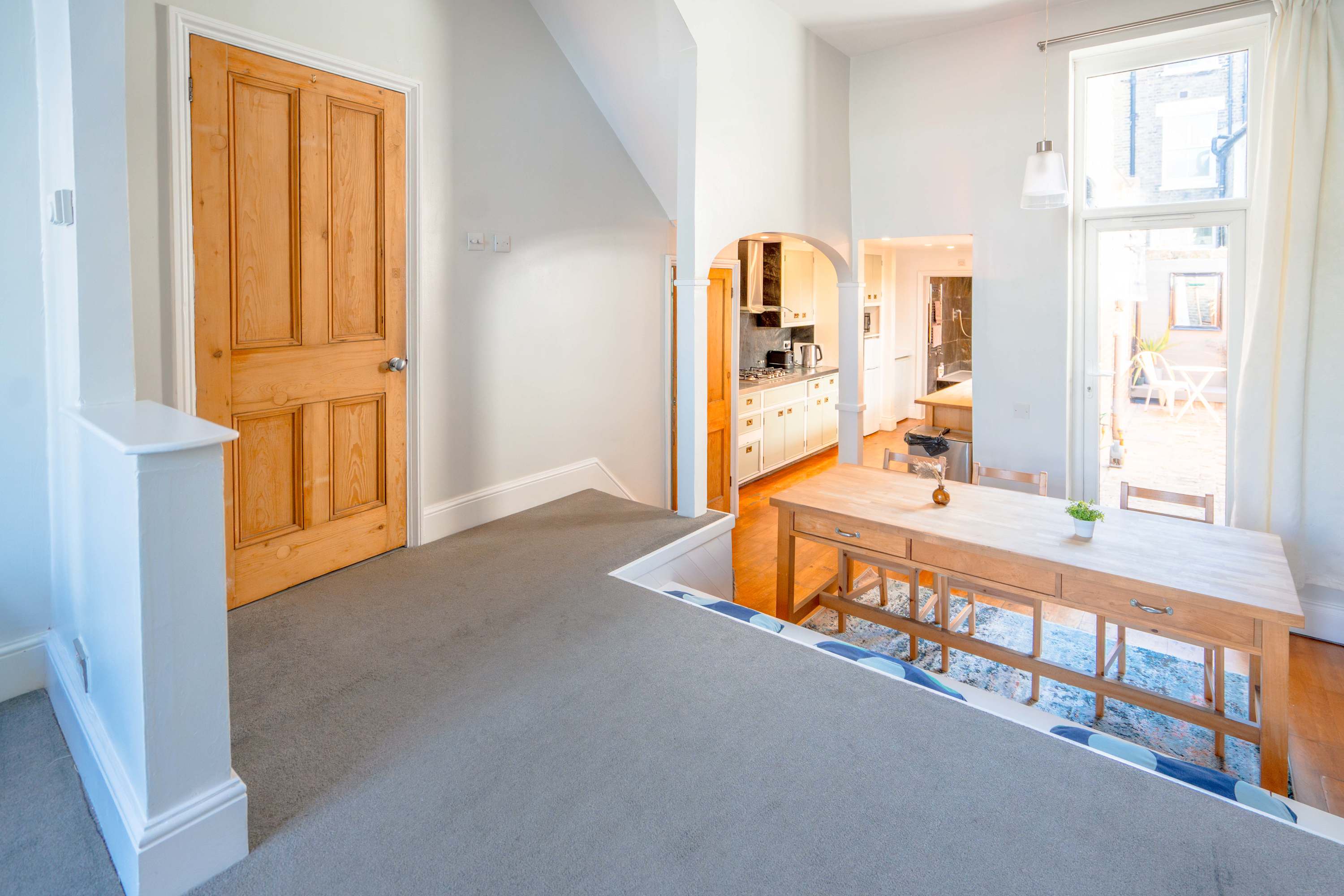 Vauxhall House: 5 Beds, Terrace & Garden - Photo 4