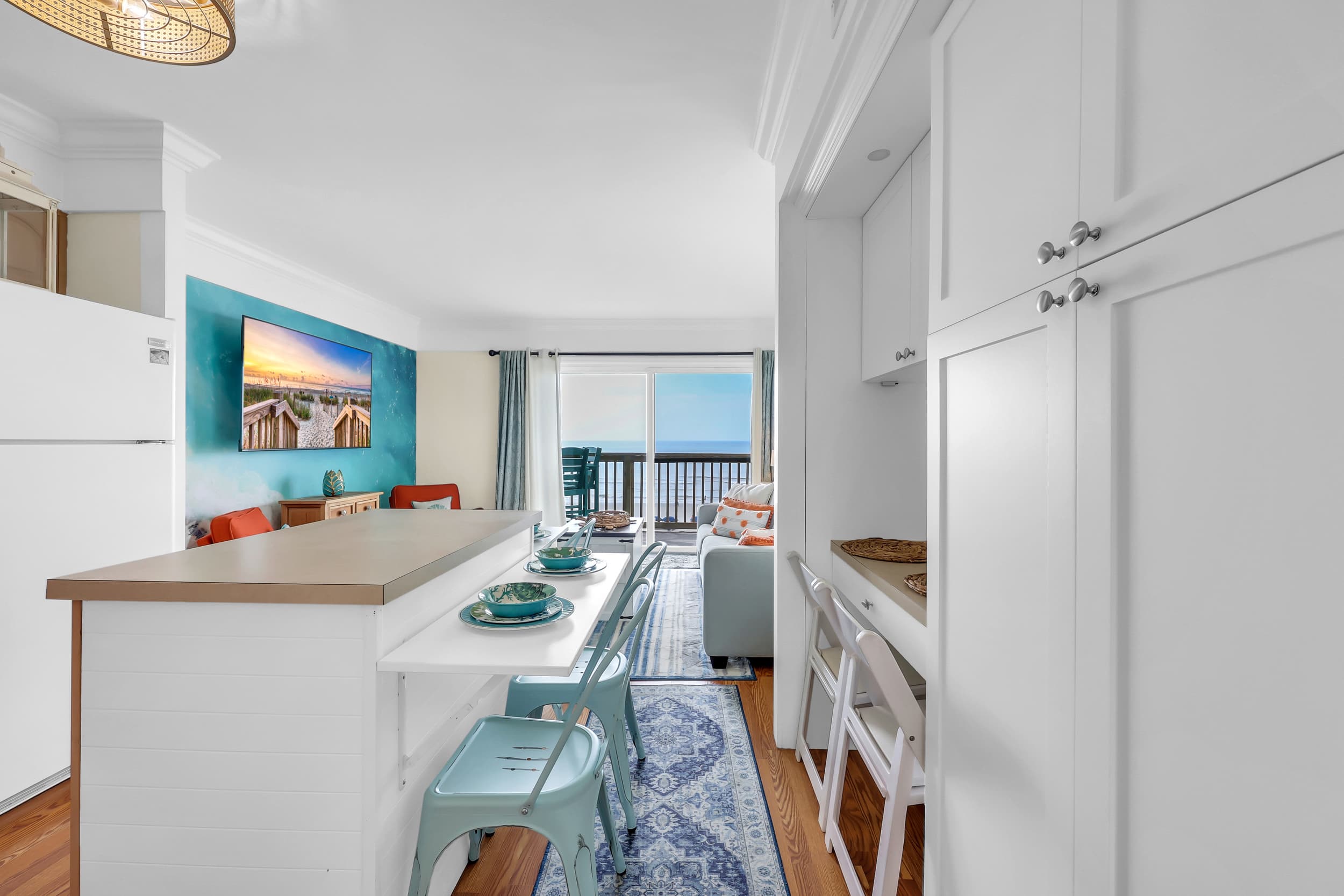 Beach Escape Top Location w Pool 