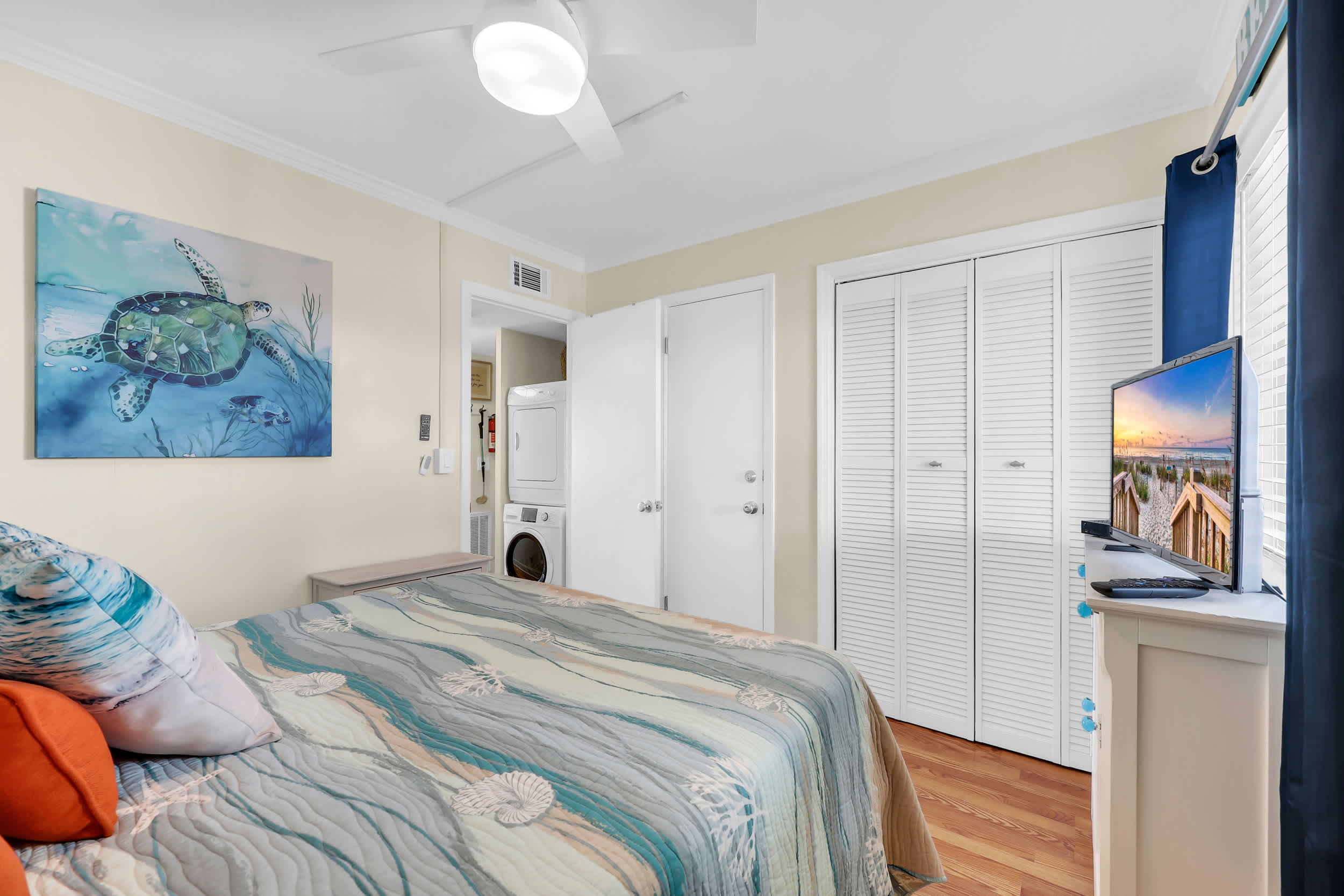 Beach Escape Top Location w Pool 