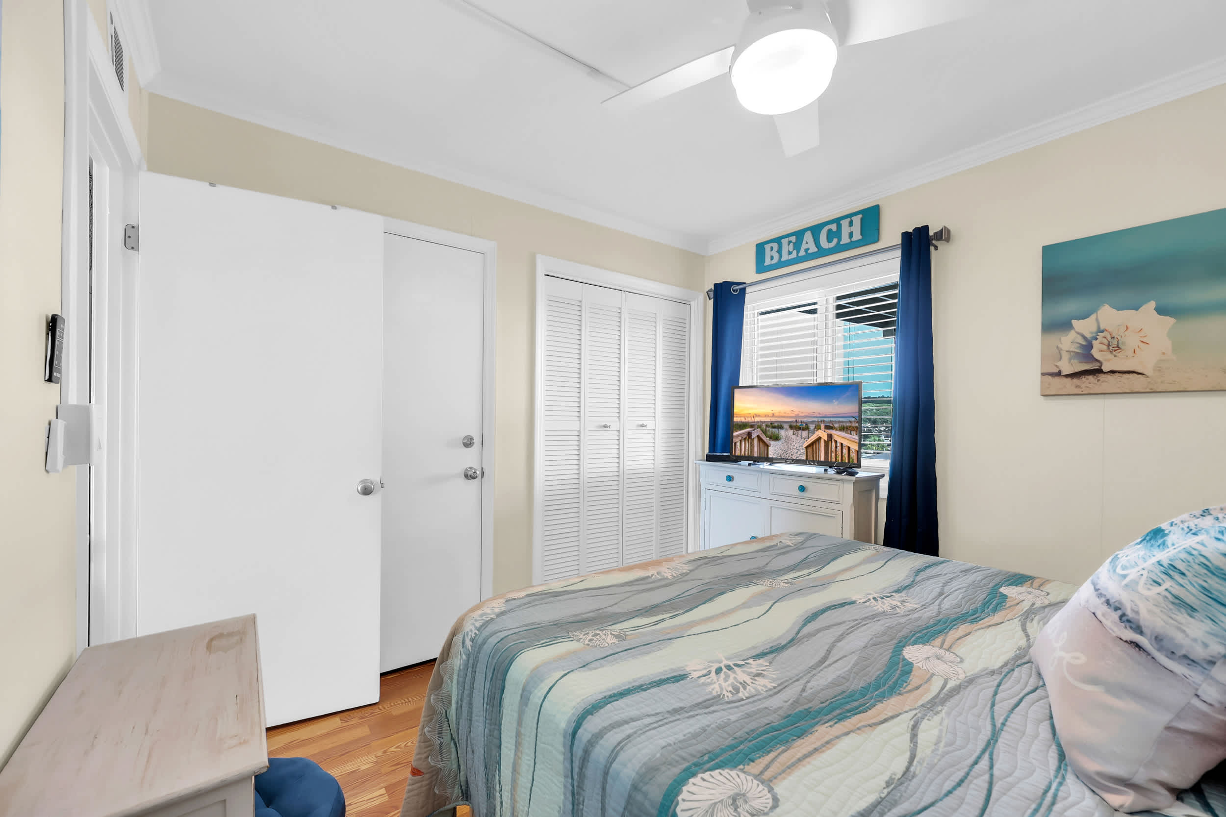 Beach Escape Top Location w Pool 