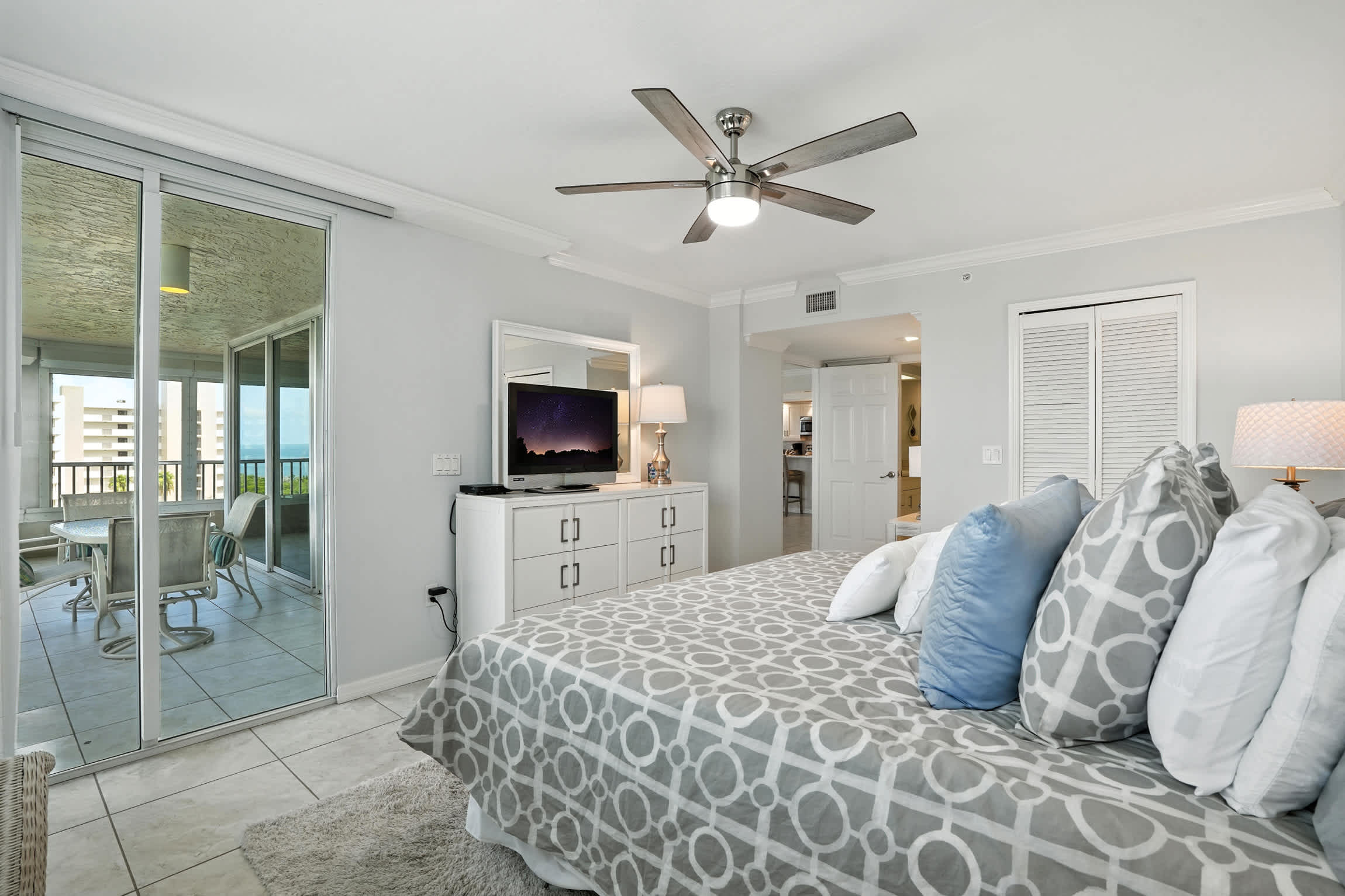 Vanderbilt Beach Views from 2 Lanais | Photo 16