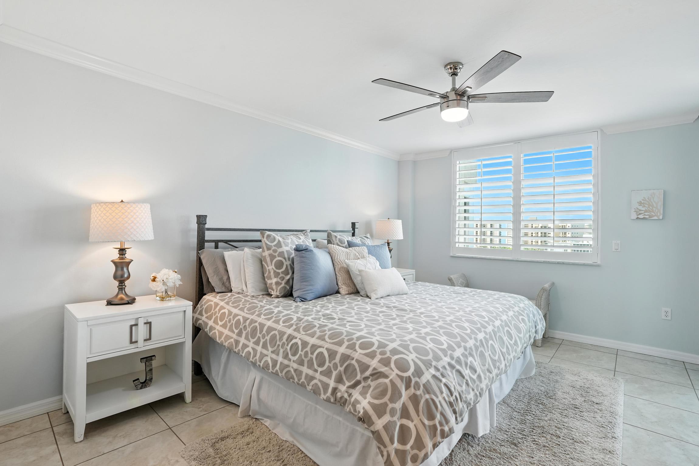 Vanderbilt Beach Views from 2 Lanais | Photo 18