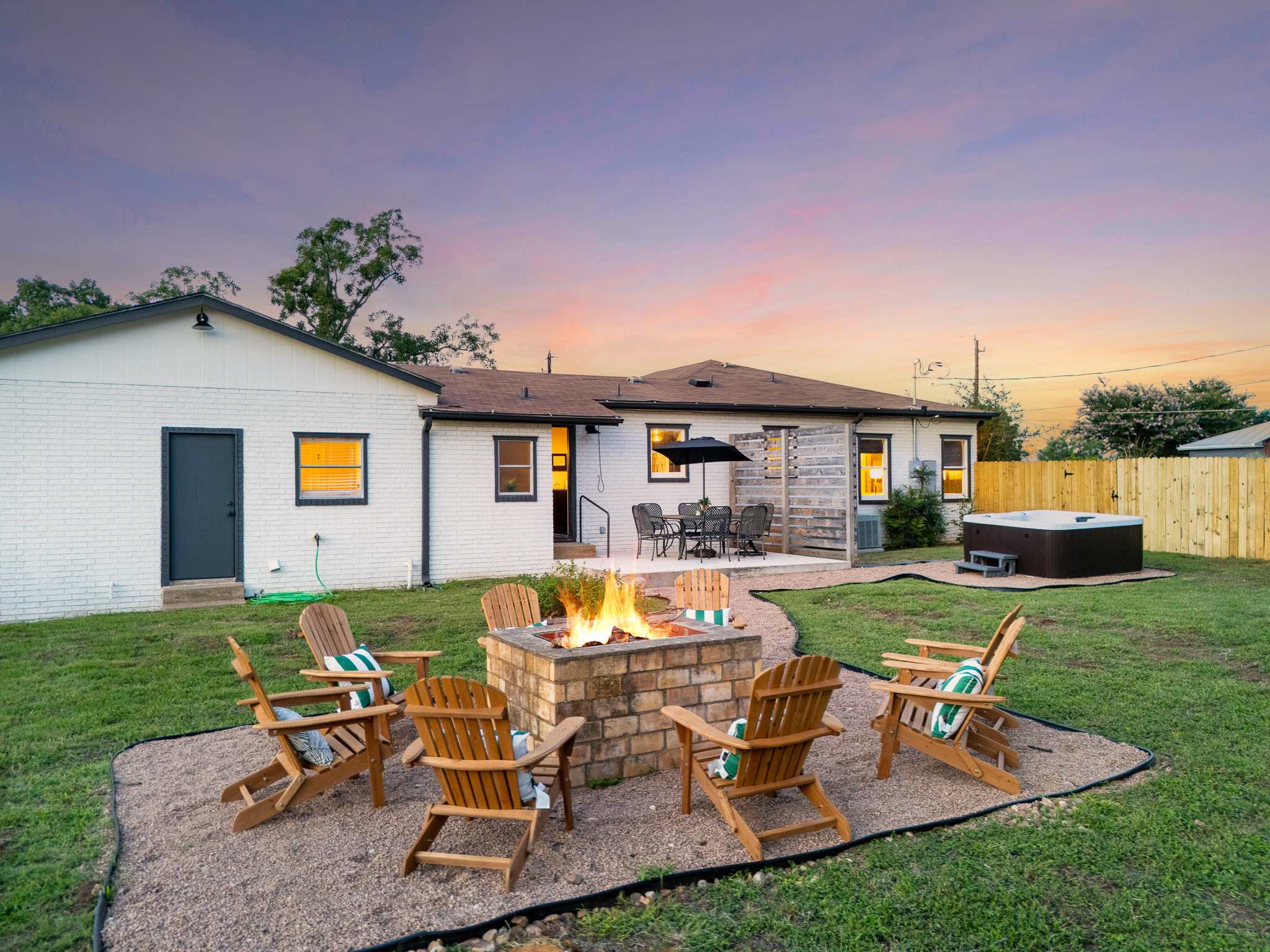 Henke Haus - Hot Tub & Fire Pit — Fredericksburg, TX — vacation rental