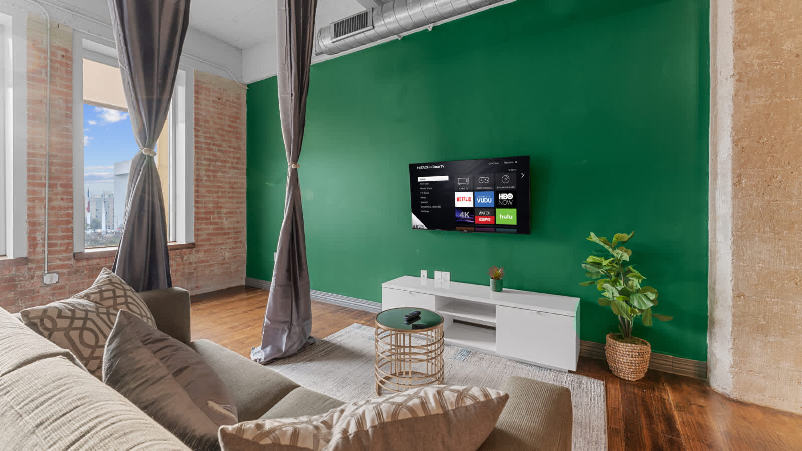 Luxury Pool And Stunning Downtown Views - Chic Loft Retreat - ダラス