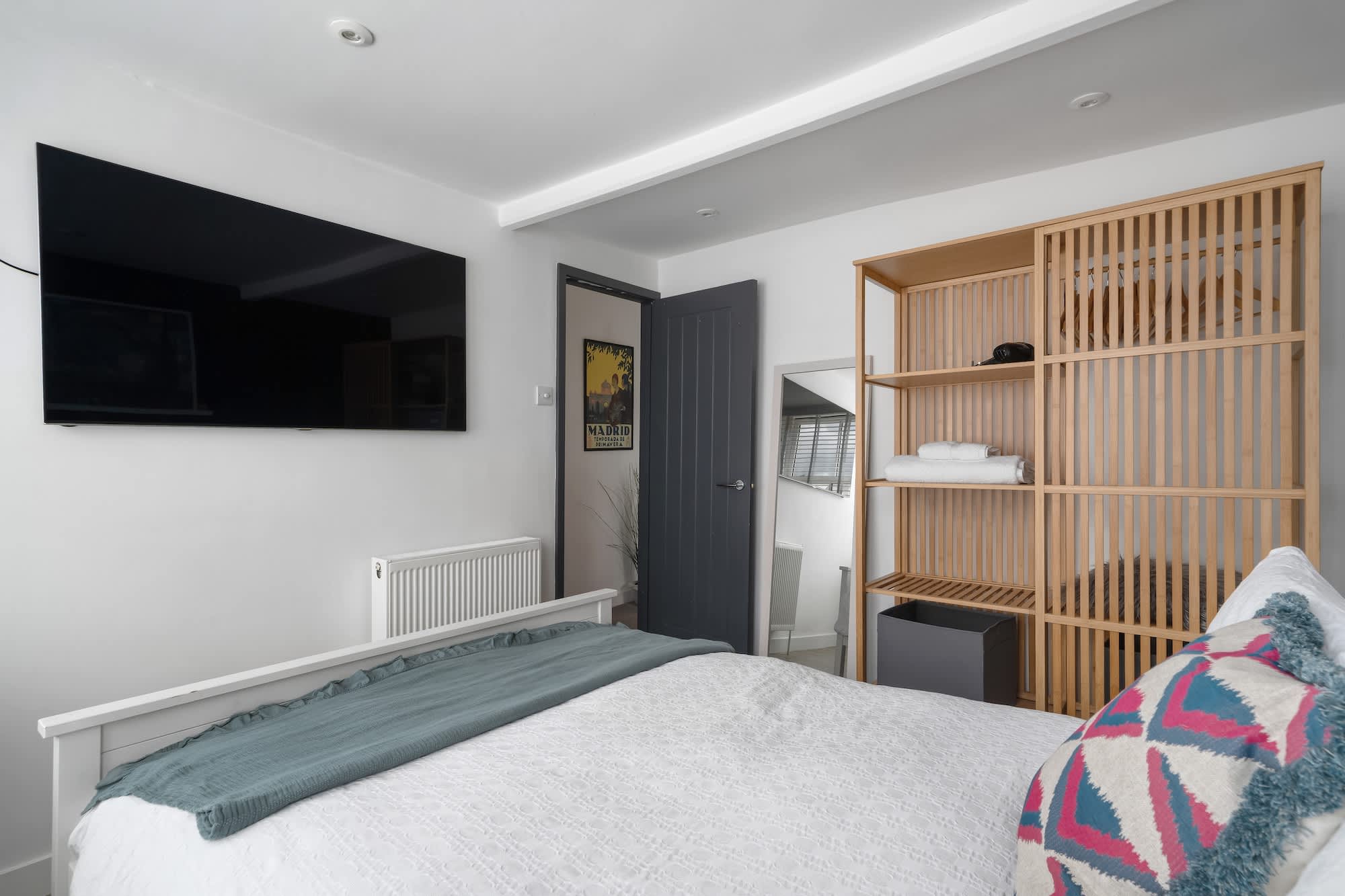 Modern Cottage in Central Exeter β Devon, England β vacation rental