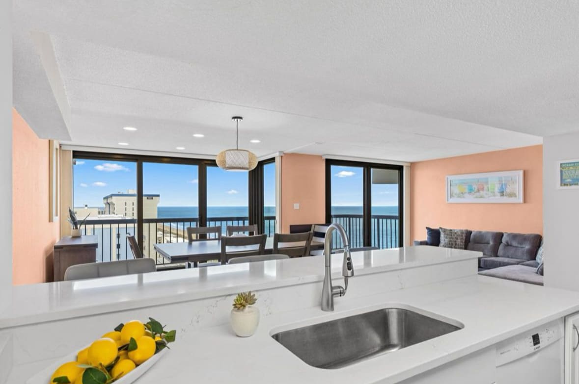 Sea Watch- Penthouse, Oceanfront 4 BR, two floors — Ocean City, MD — vacation rental