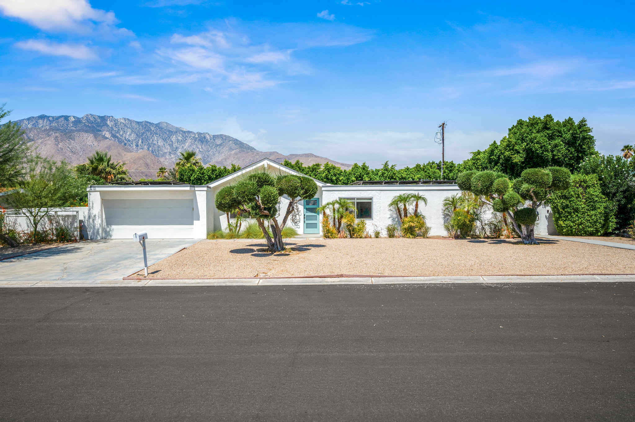 Nova Mae | Palm Springs, California 3