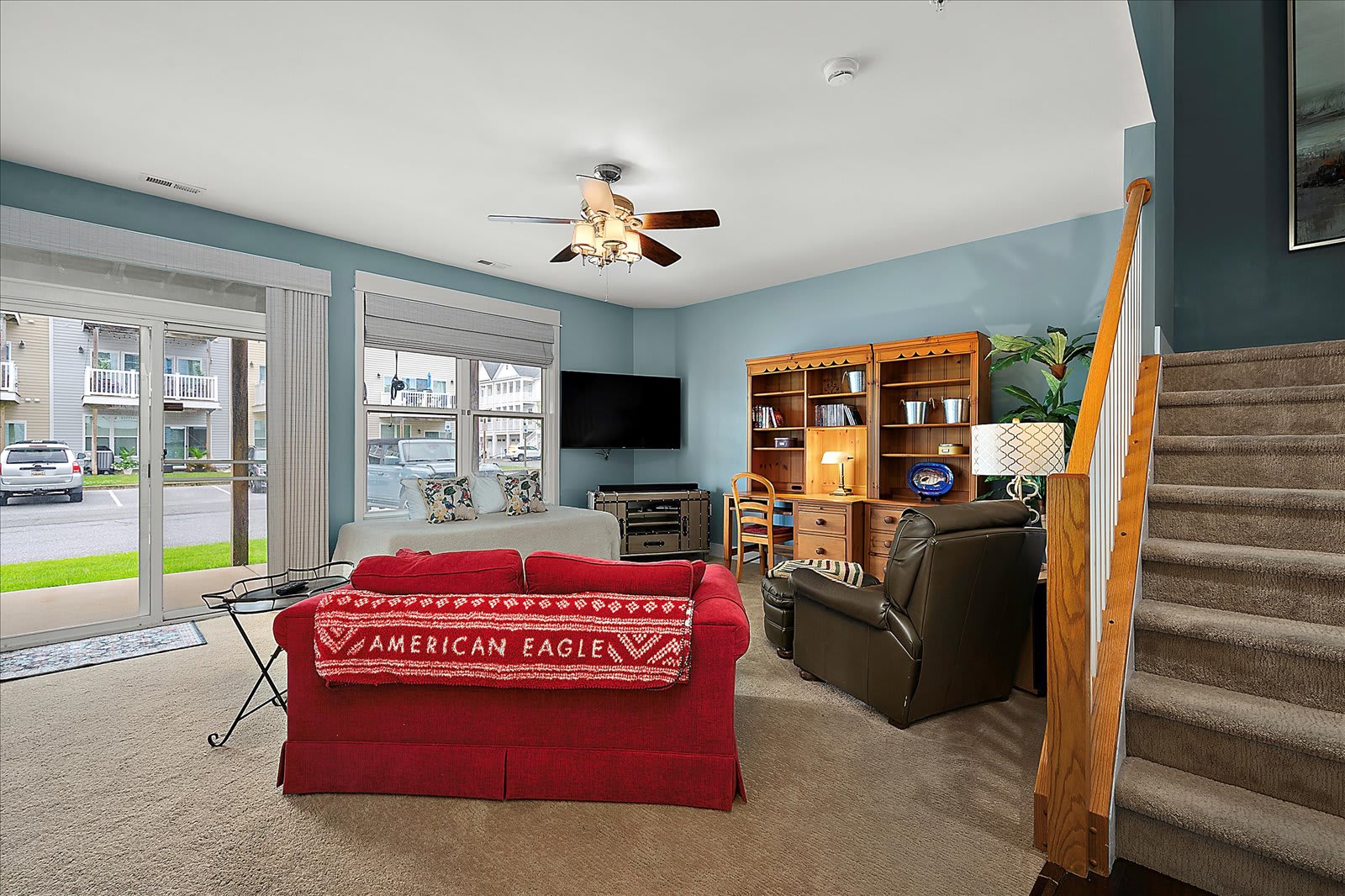 Spacious Three Bedroom Townhome with Pool Access