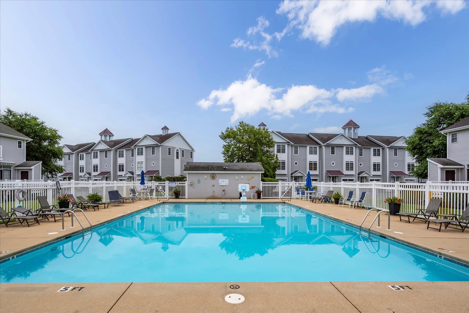 Spacious Three Bedroom Townhome with Pool Access | Photo 2