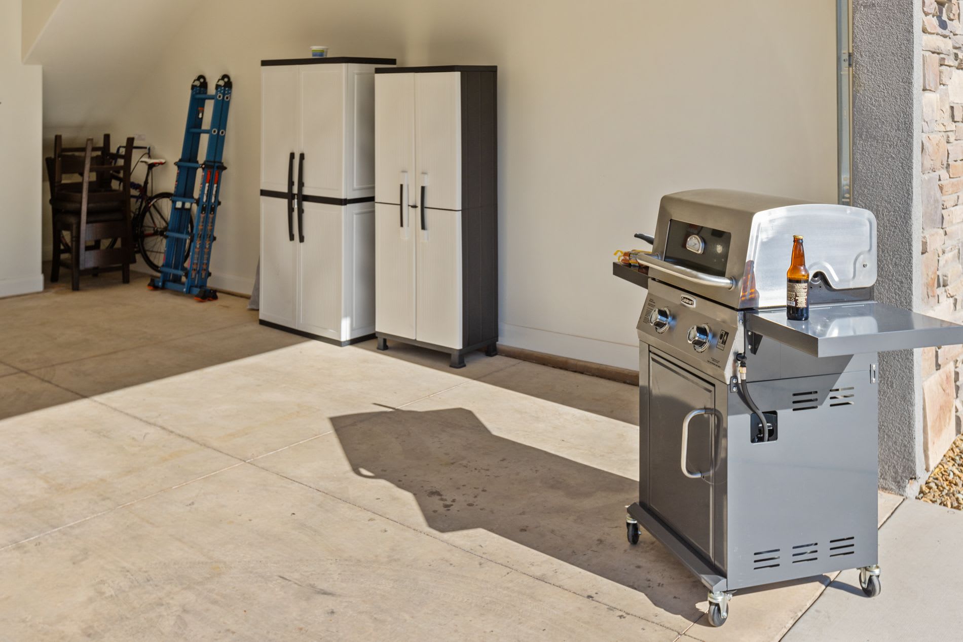 Garage – BBQ grill