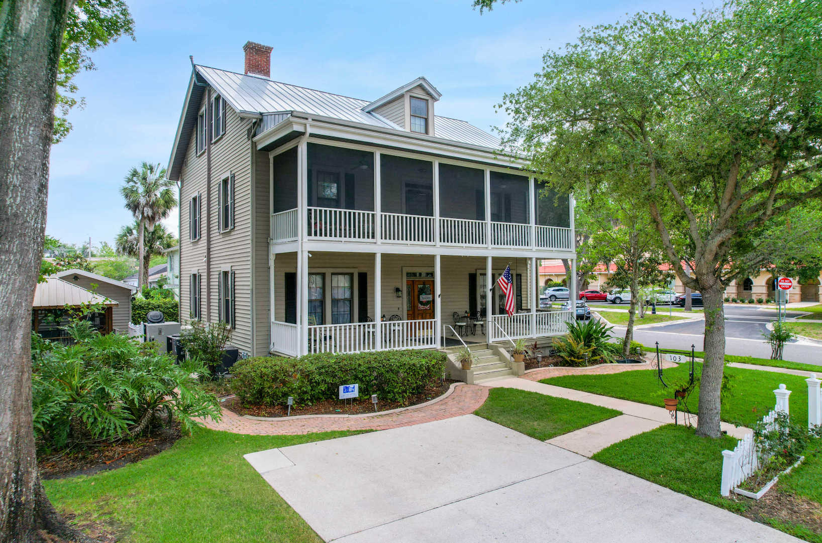 Charming Green Cove Historic Home, 1st Floor Stay — Green Cove Springs, FL — vacation rental