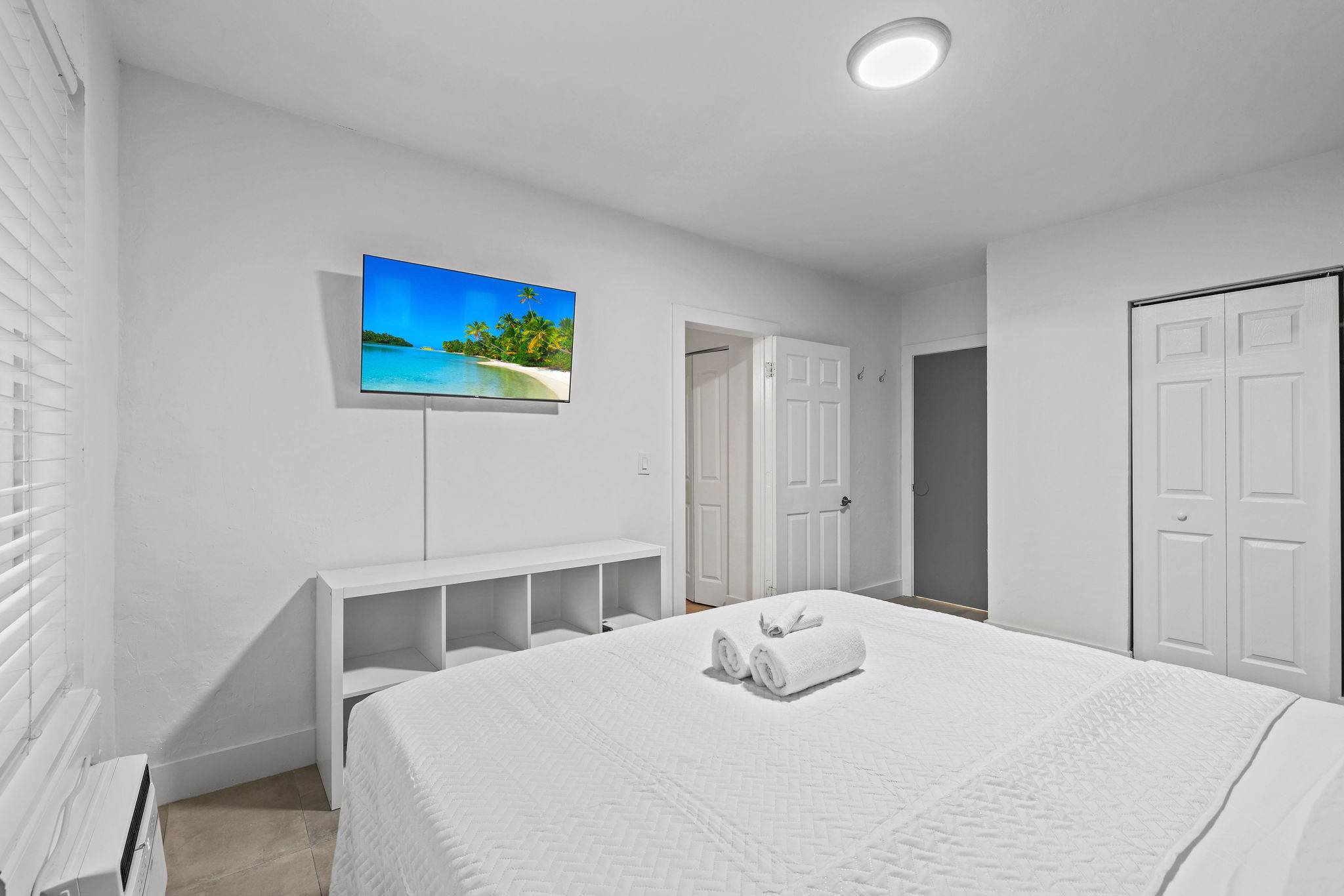 Modern Getaway Modern 1BR | Steps from the Ocean