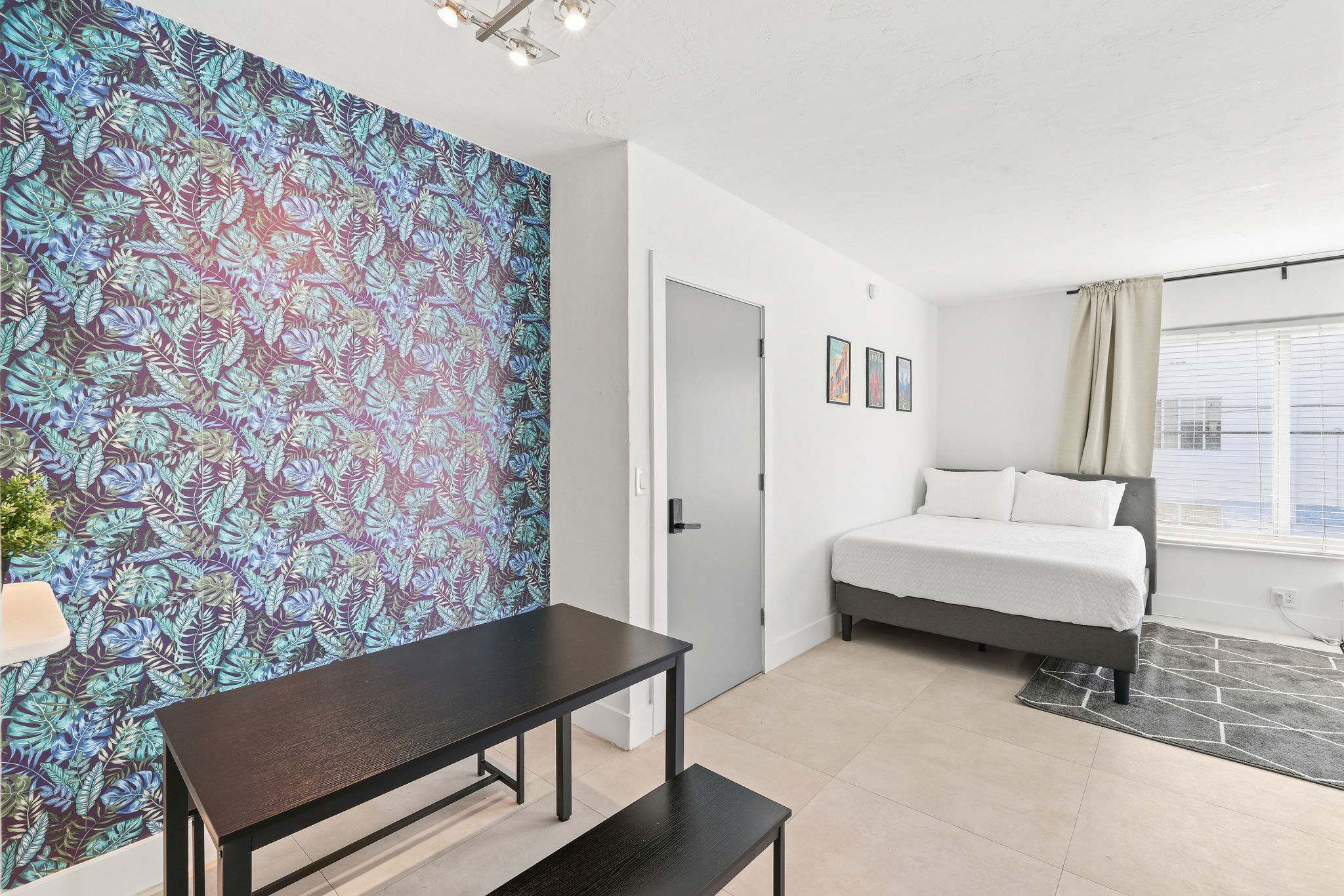 Miami Beach Gem: Ocean Views, Family-Friendly Stay