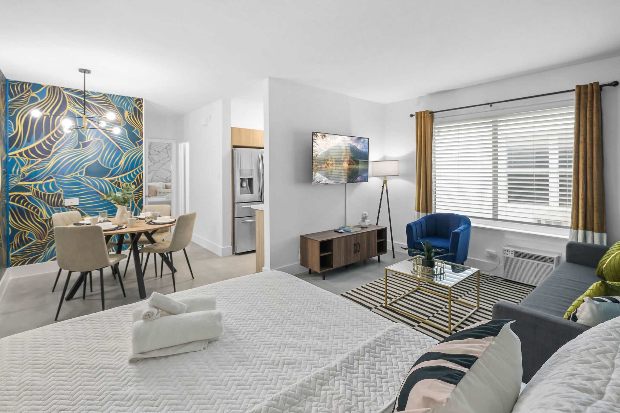 Chic Miami Beach Apt, Sleeps 4, Near Ocean
