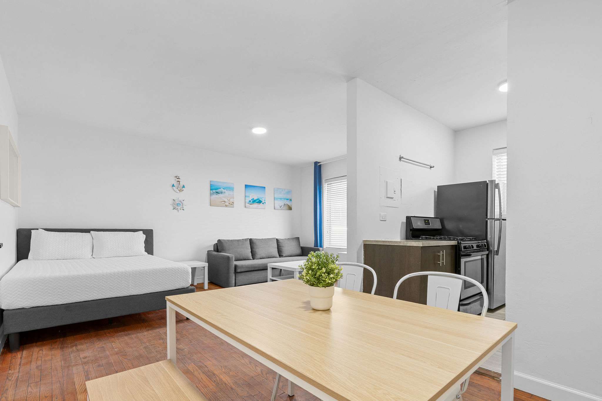 Miami Beach Apartment: Beach Access & Family Fun!