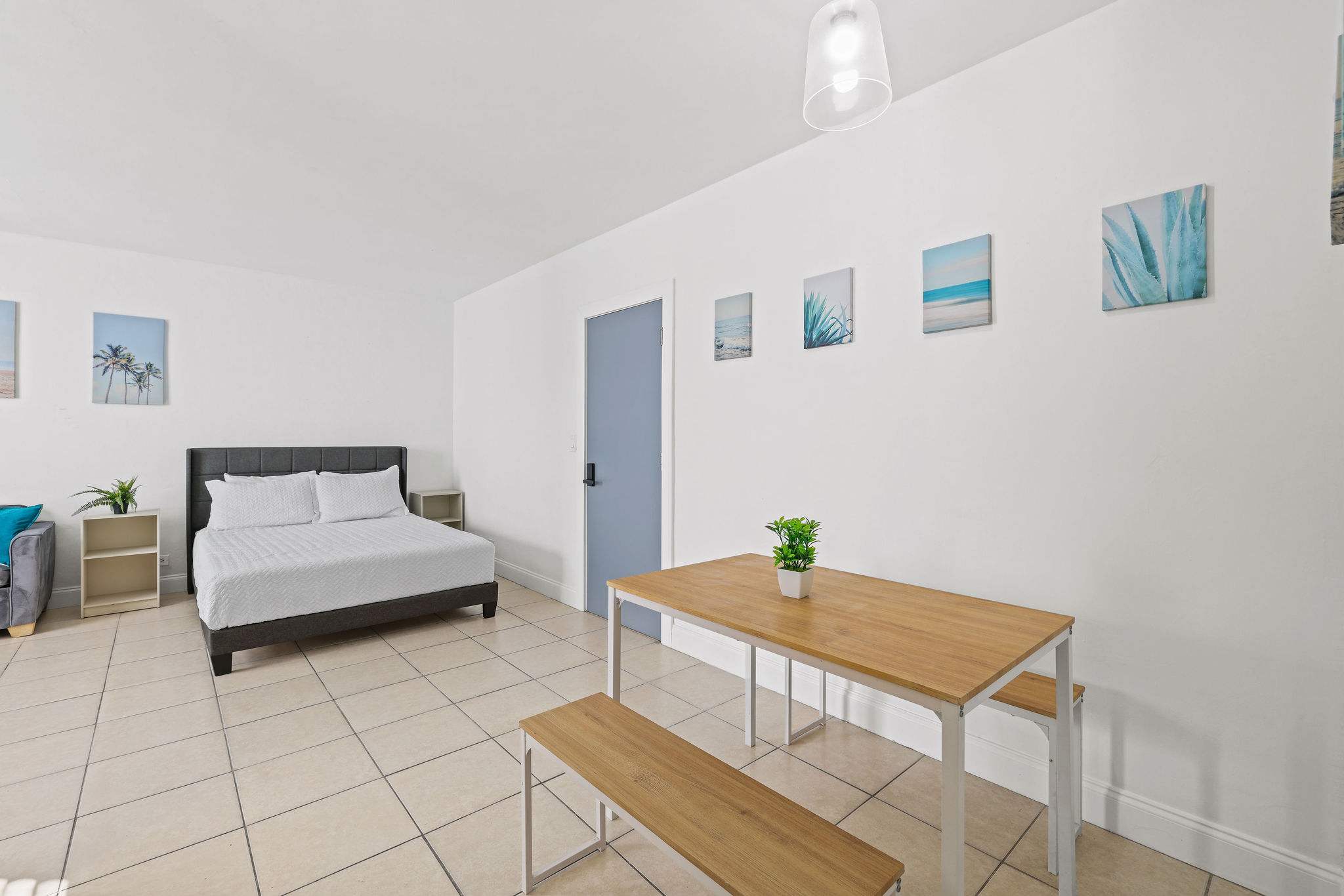 Stylish Miami Beach Apt: Near Beach & Attractions