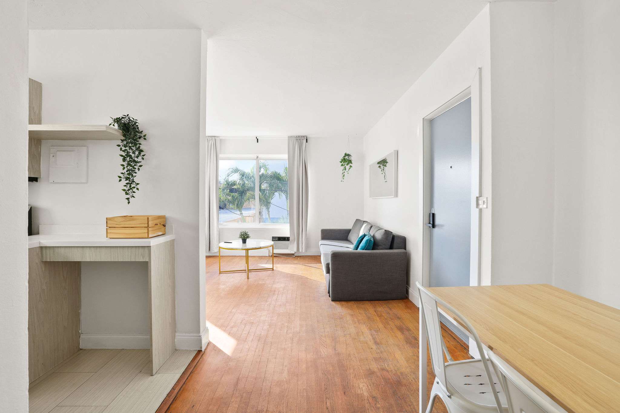 Elegant Lifestyle Stylish 1BR | Sophisticated Stay