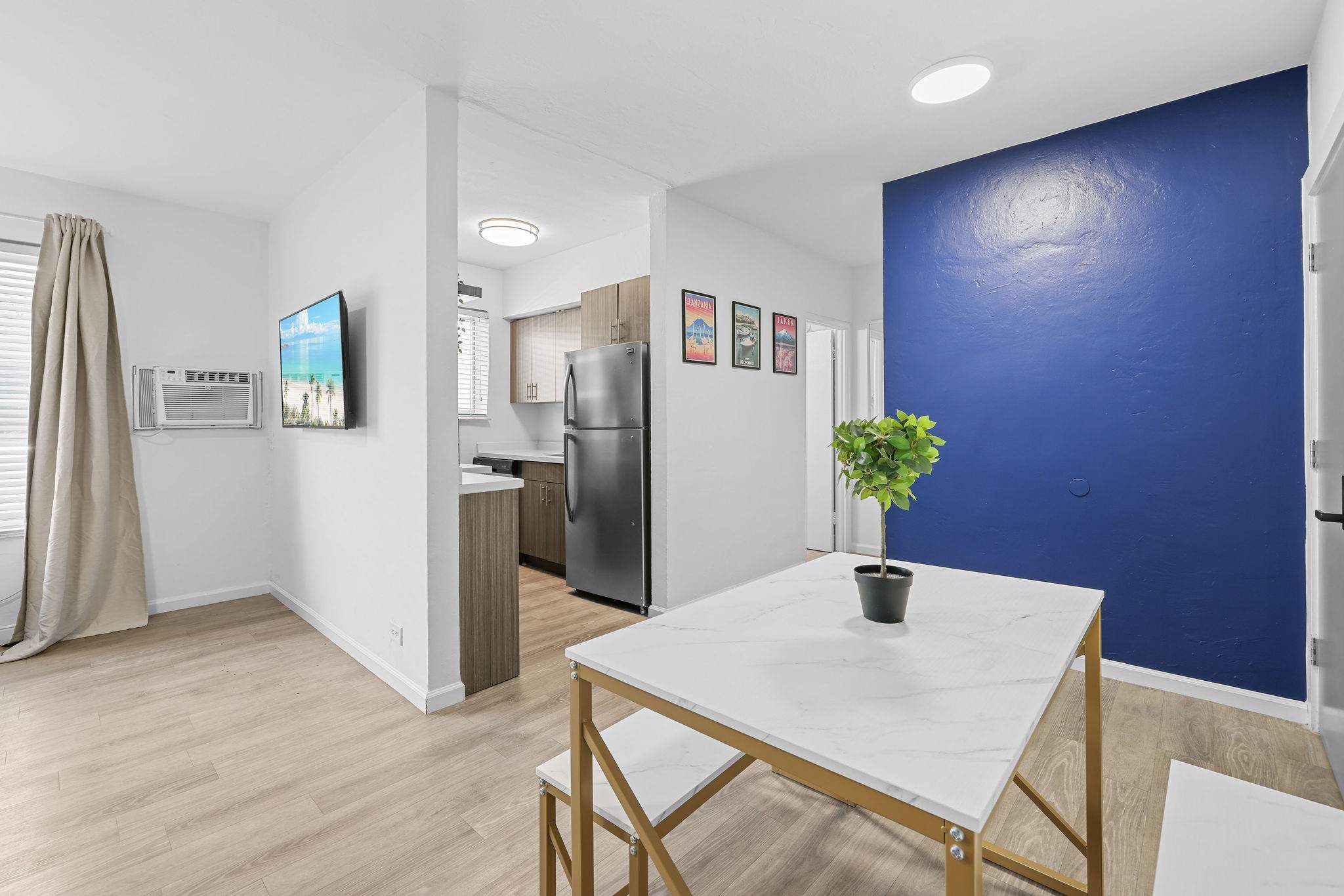 Beach Retreat Modern Sunny Studio | Steps to Sand