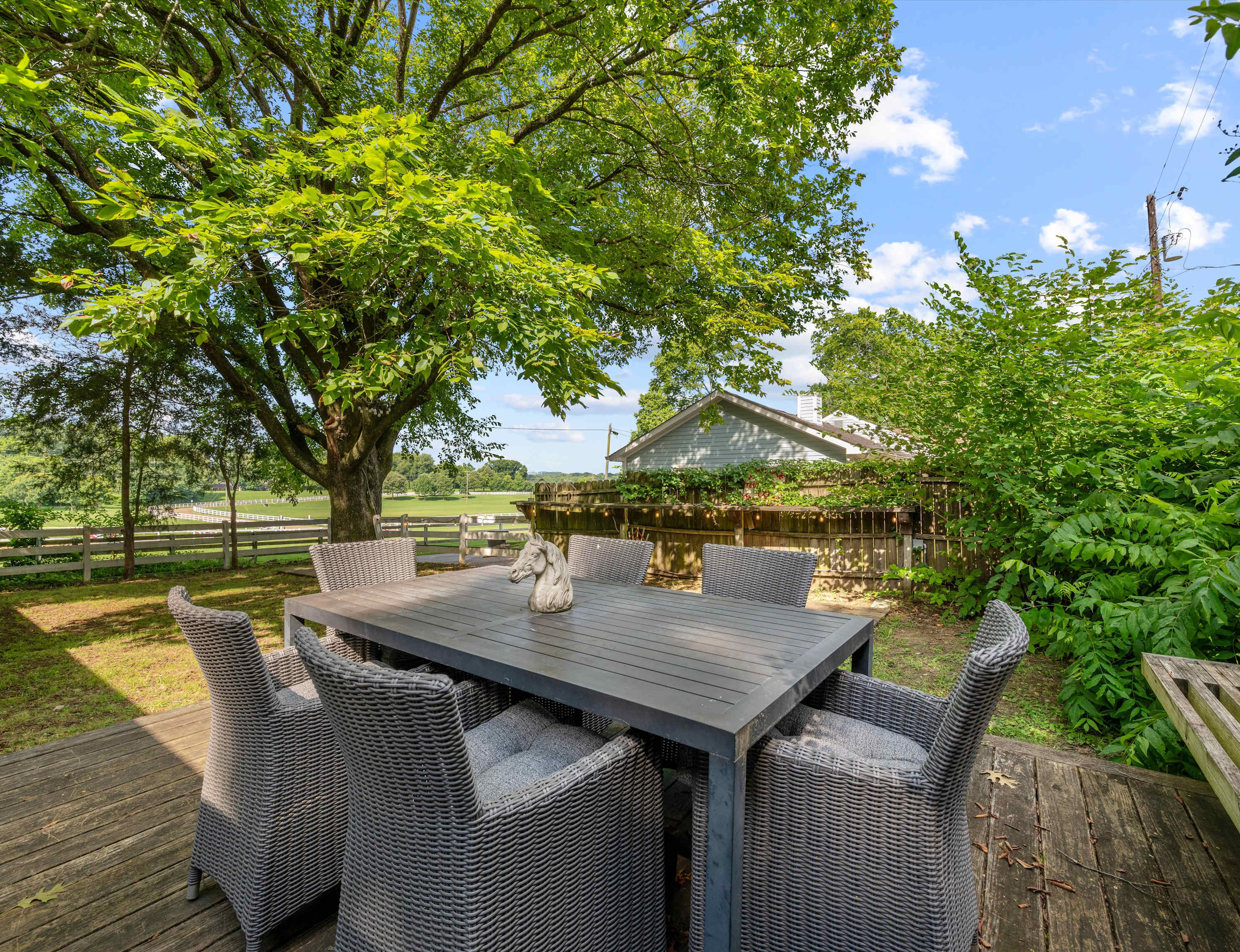 Dine al fresco in the private back yard