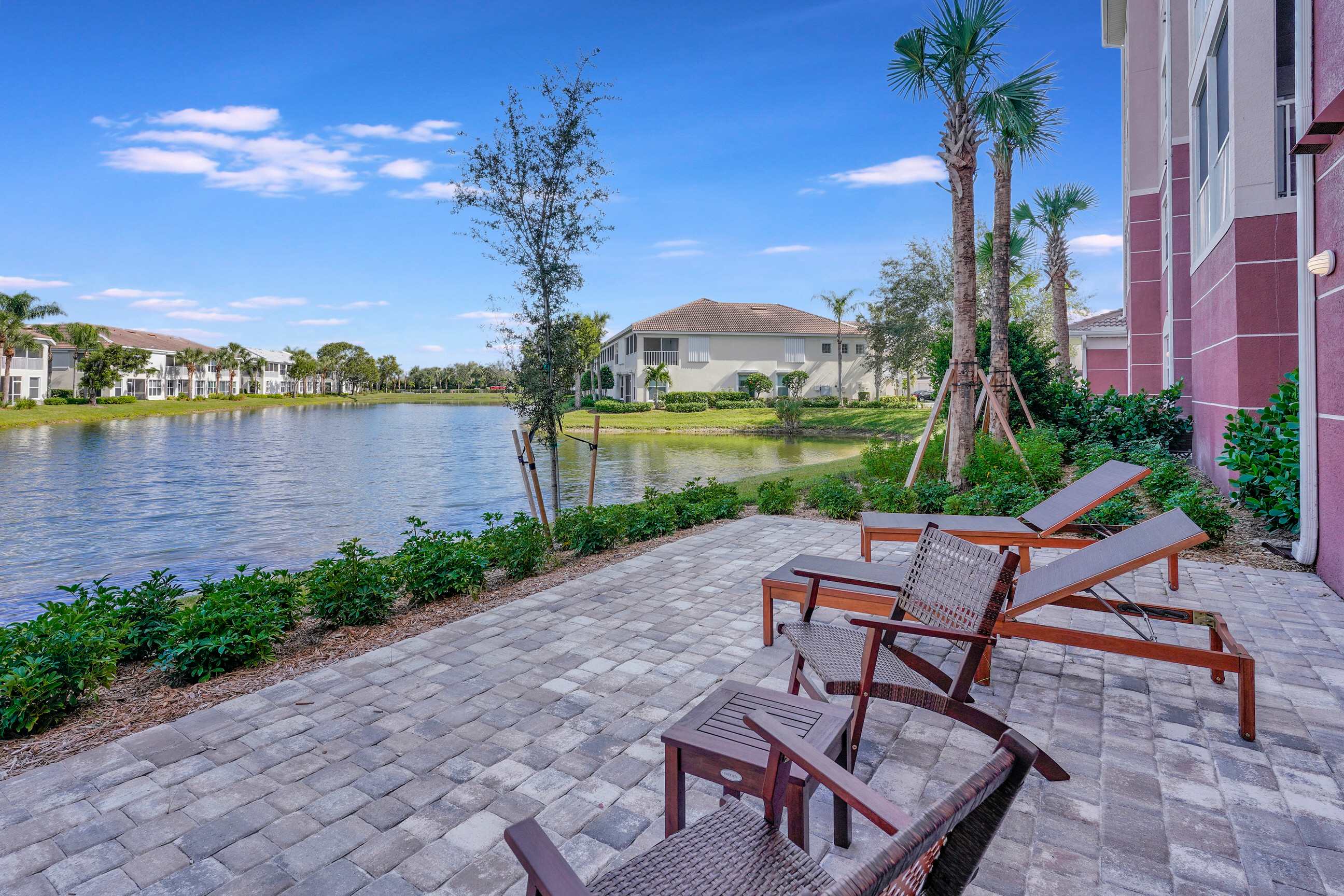 4 Miles to Fort Myers Beach and Margaritaville | Photo 37