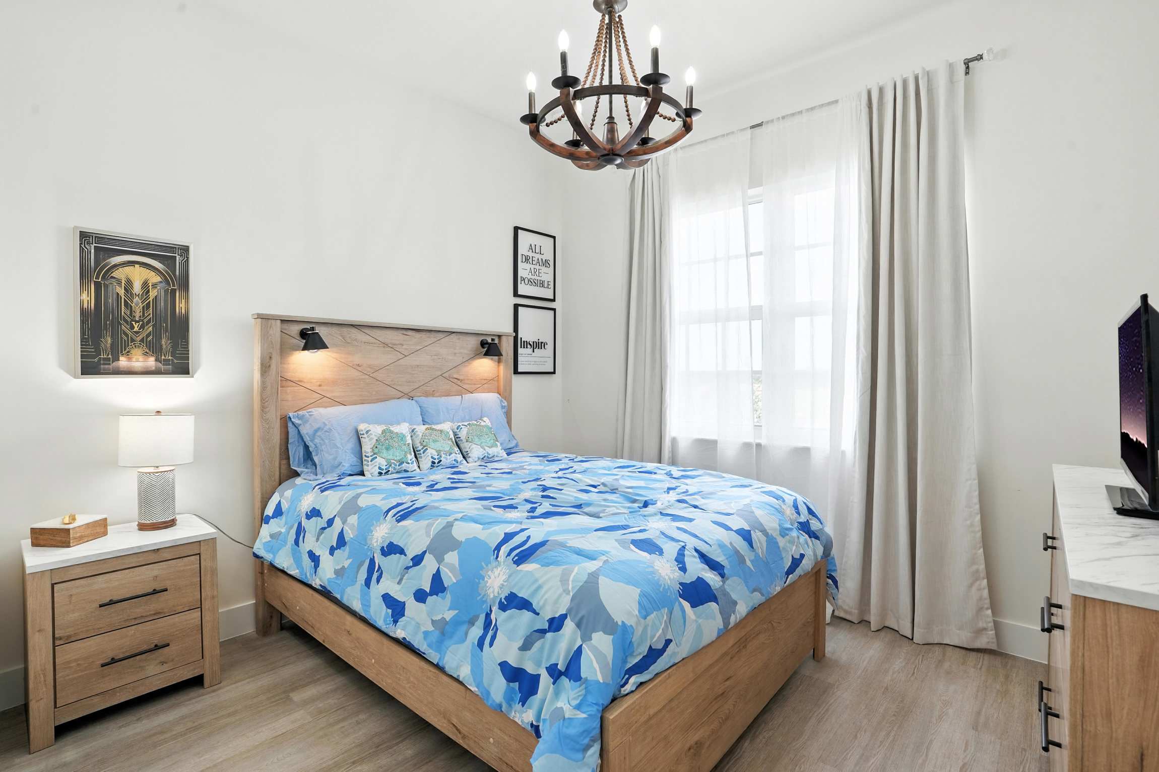 4 Miles to Fort Myers Beach and Margaritaville | Photo 23