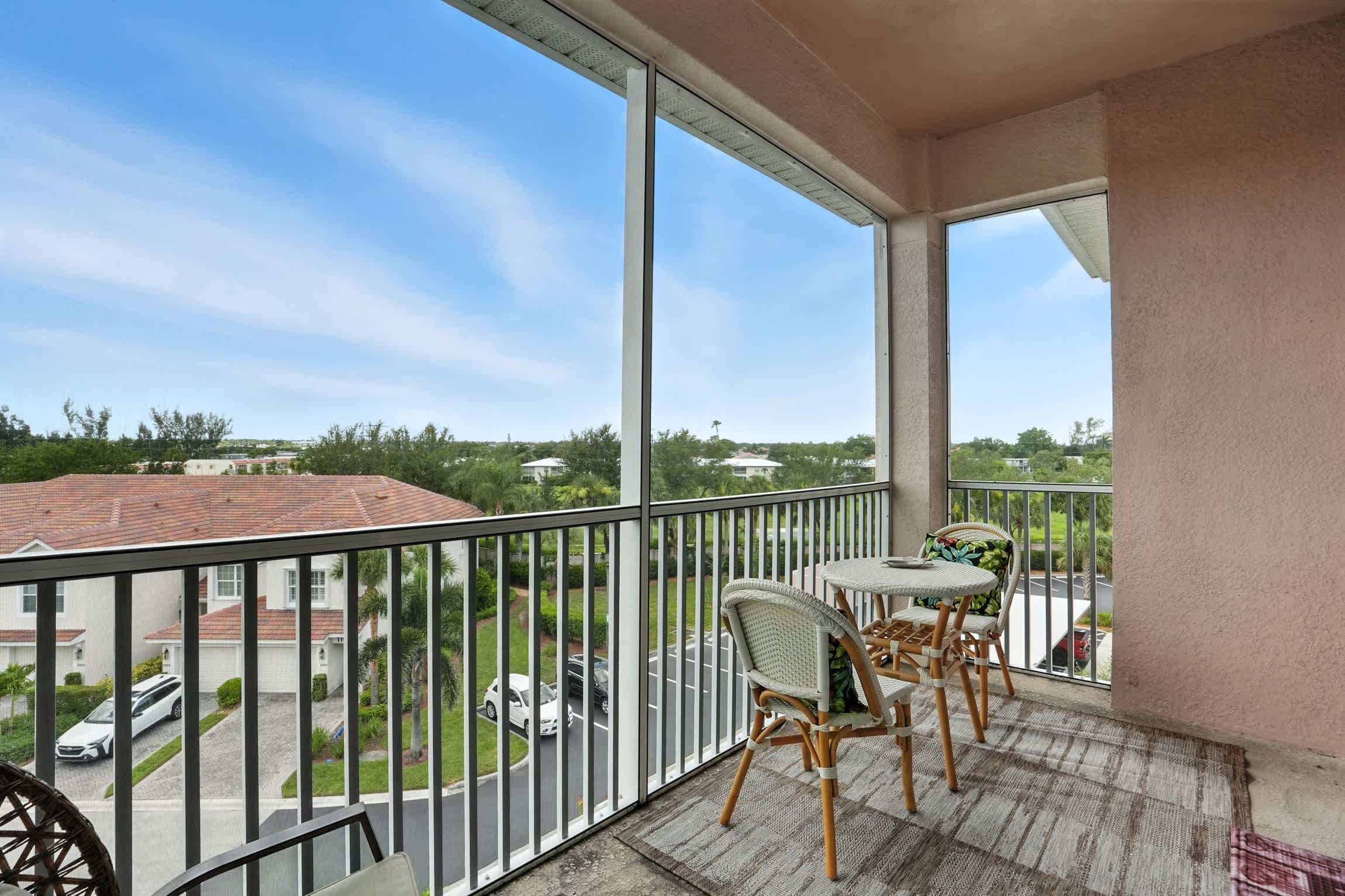 4 Miles to Fort Myers Beach and Margaritaville | Photo 30