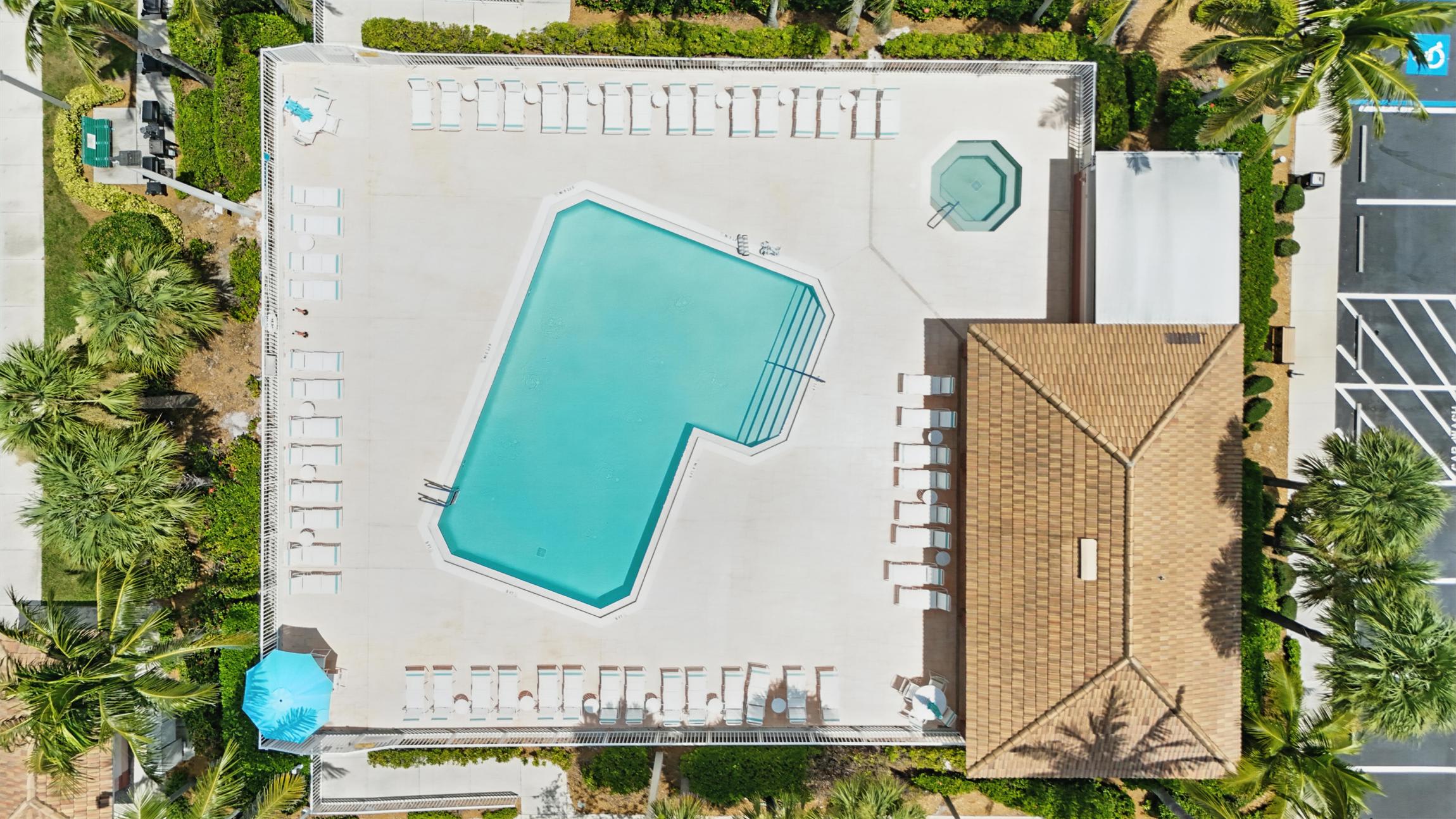 4 Miles to Fort Myers Beach and Margaritaville | Photo 42