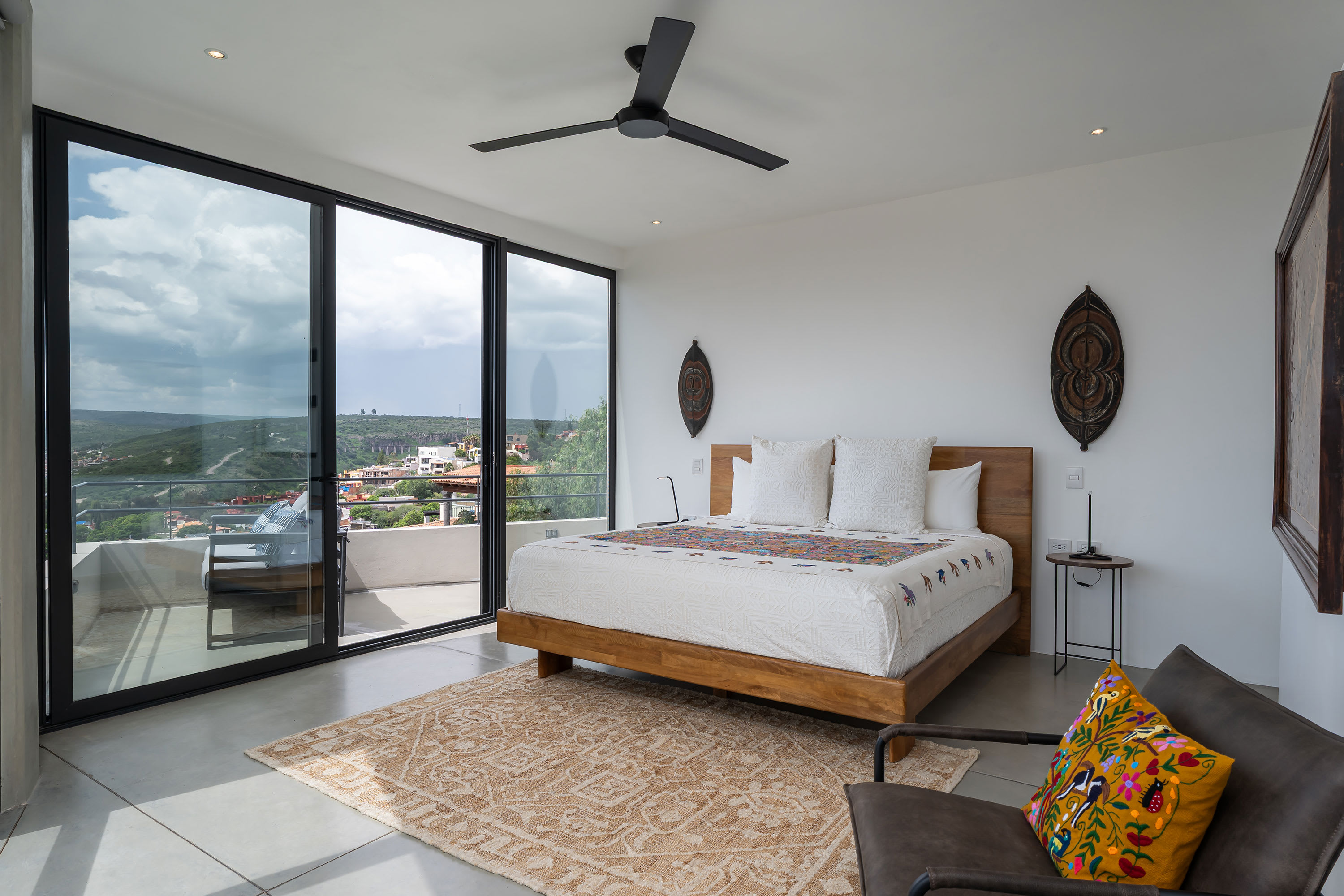 Casa Altamira: Stylish 1BR w/ City Views in Centro — San Miguel de Allende, Guanajuato — vacation rental