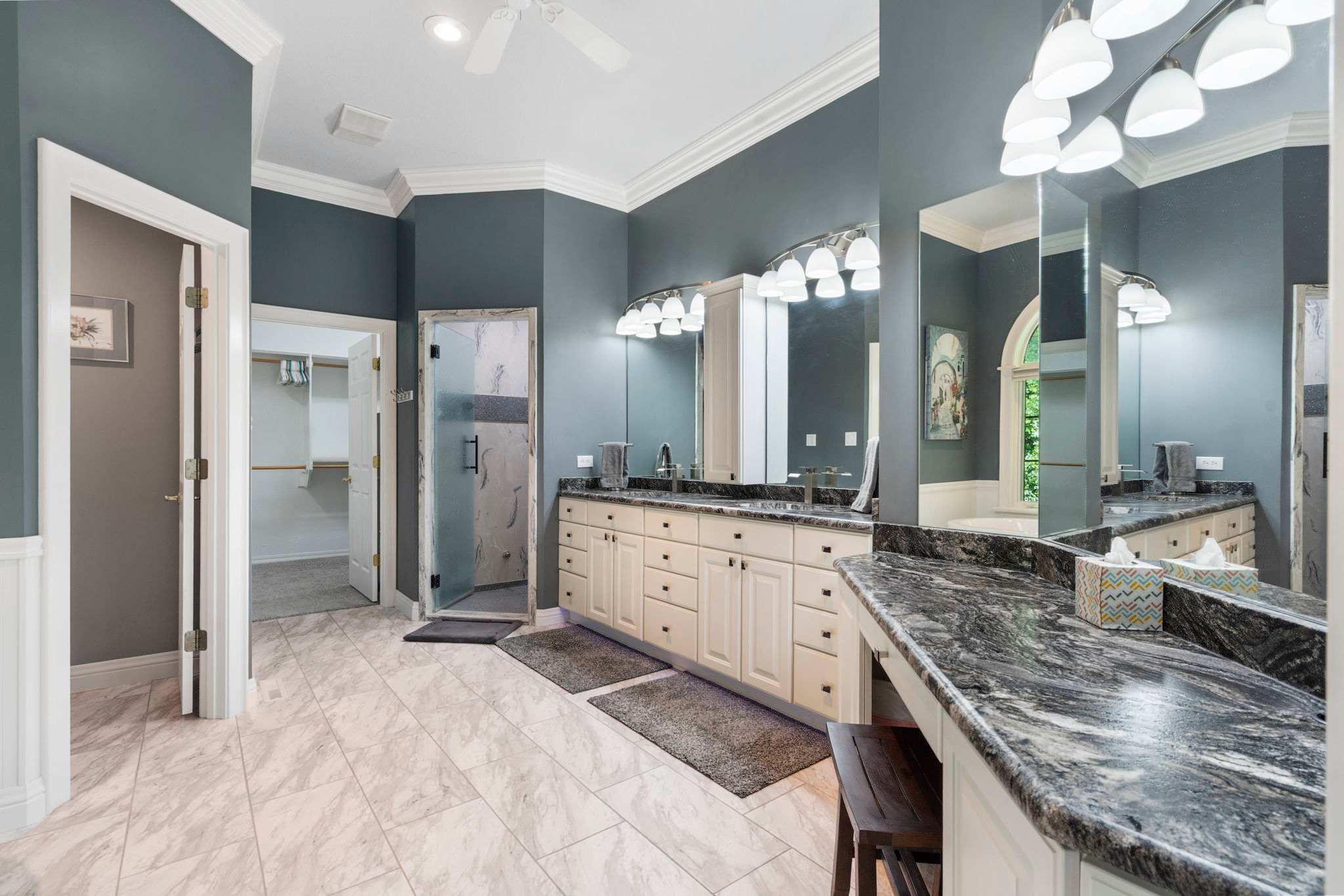 primary suite bathroom
