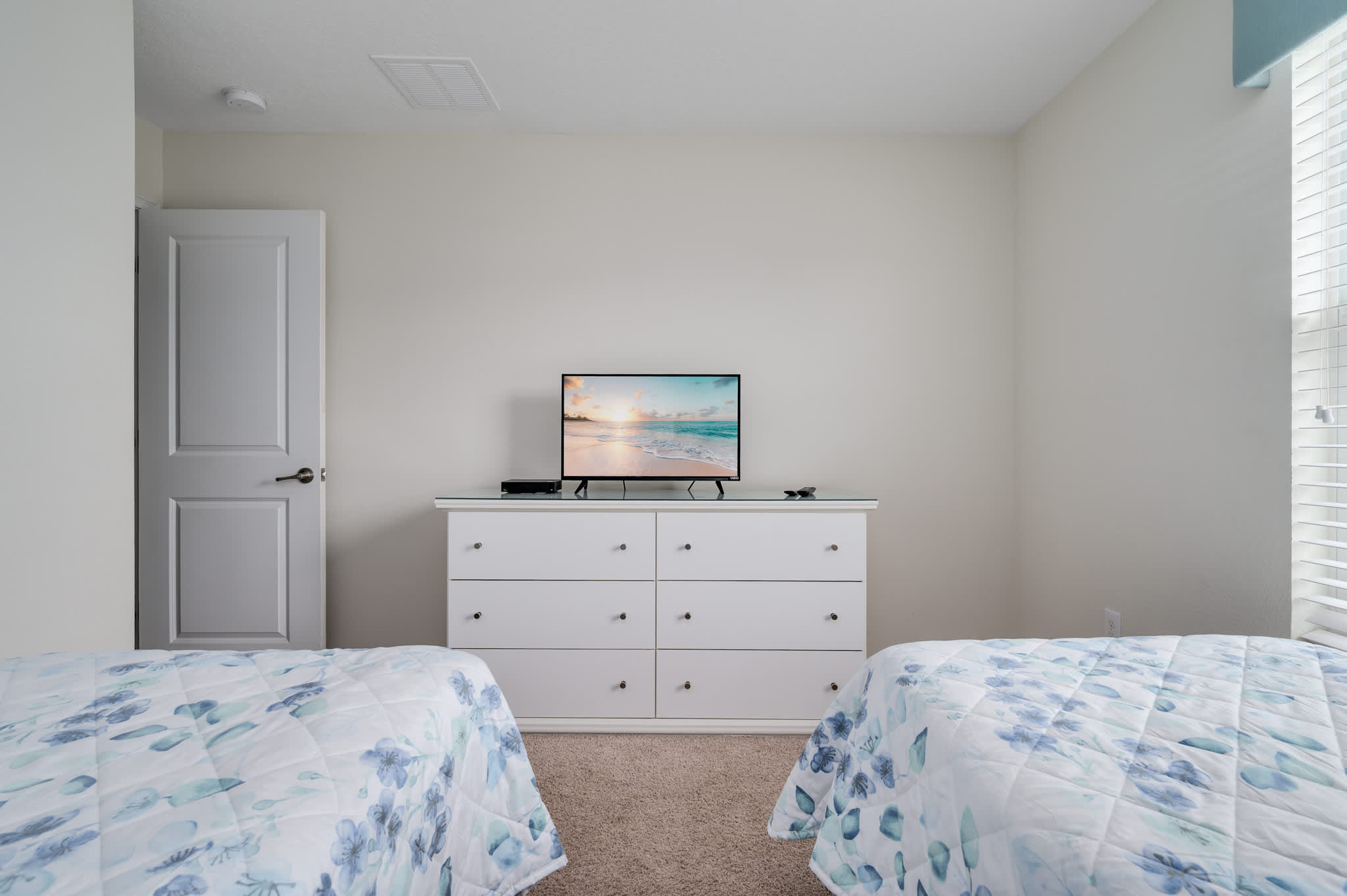 Free Waterpark, Game Room, Heated Pool 16MI Disney