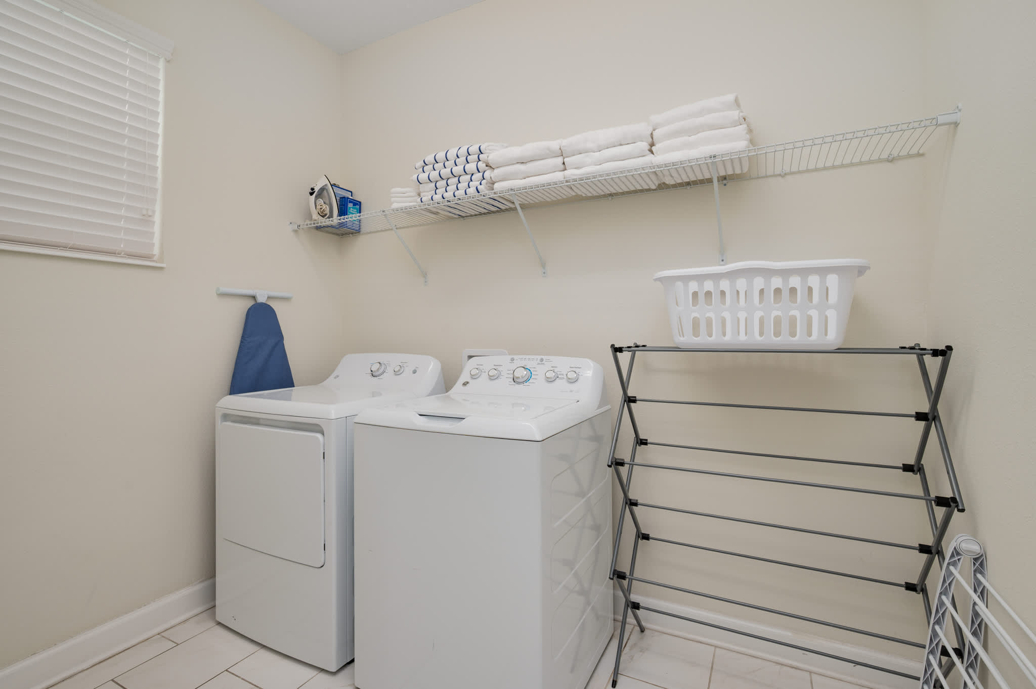 Free Waterpark, Game Room, Heated Pool 16MI Disney