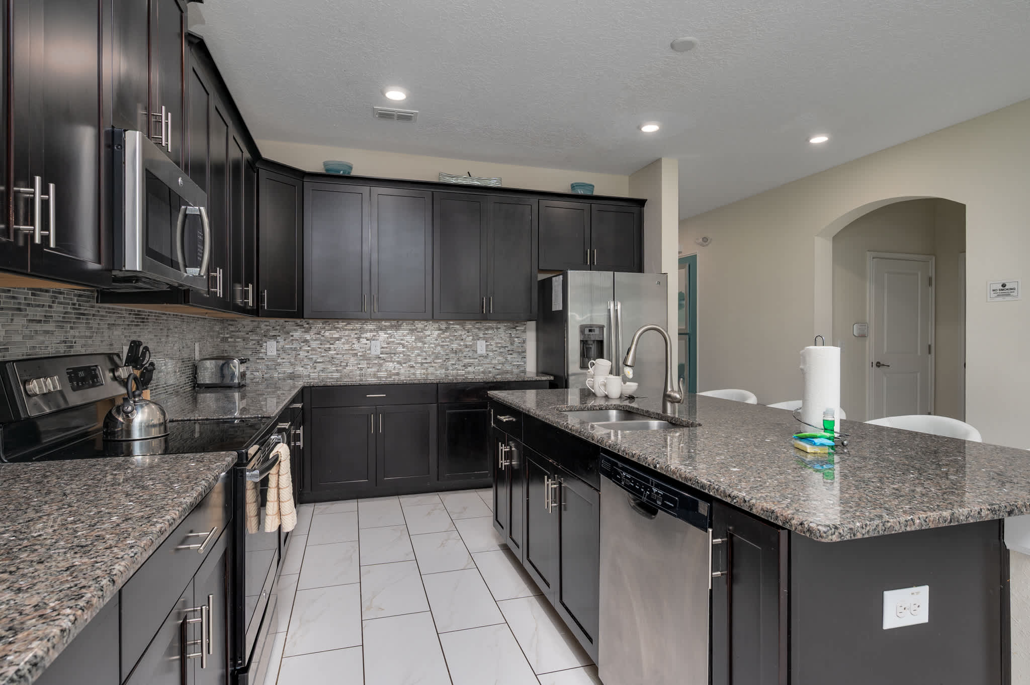 Free Waterpark, Game Room, Heated Pool 16MI Disney