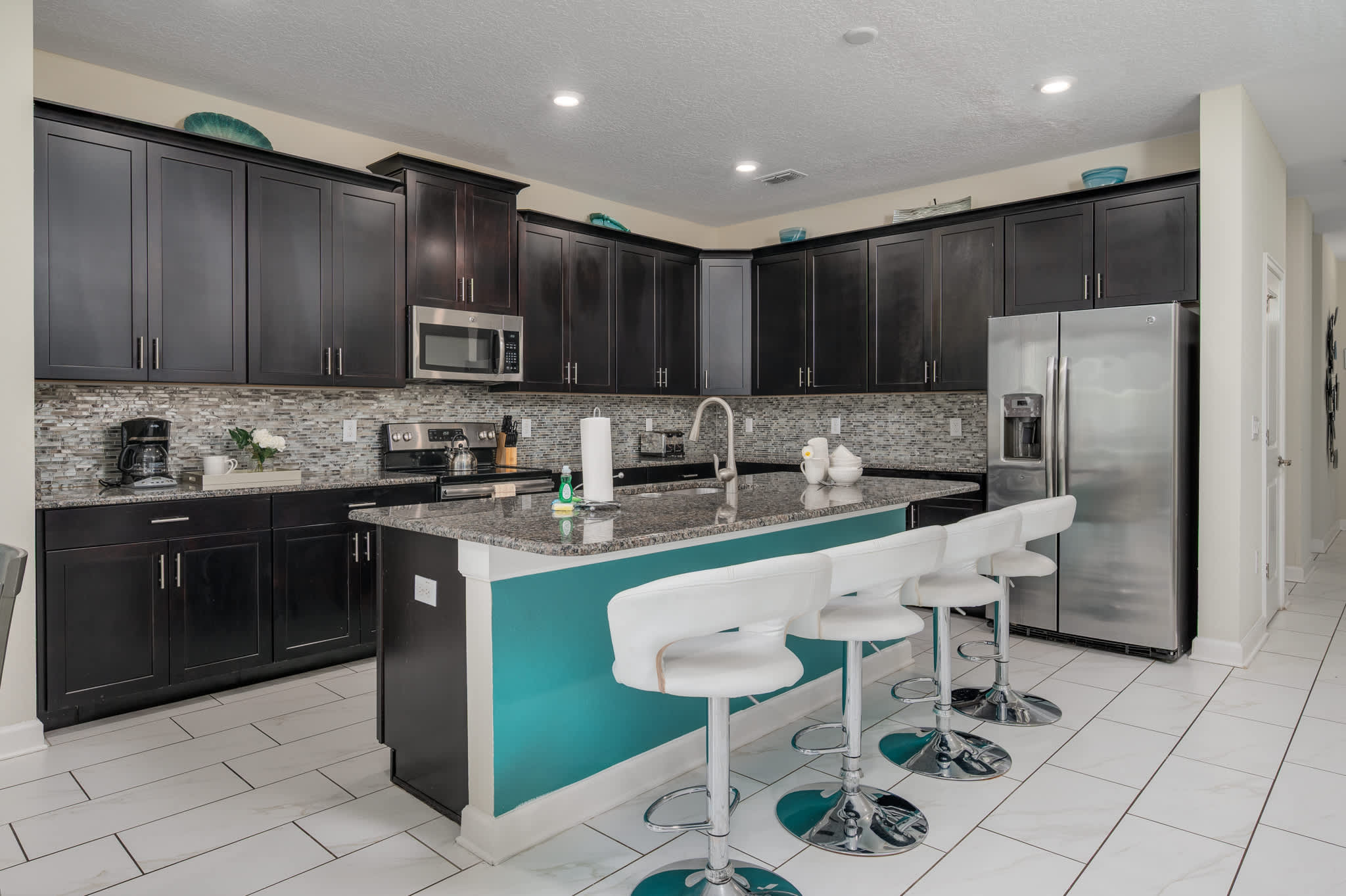 Free Waterpark, Game Room, Heated Pool 16MI Disney