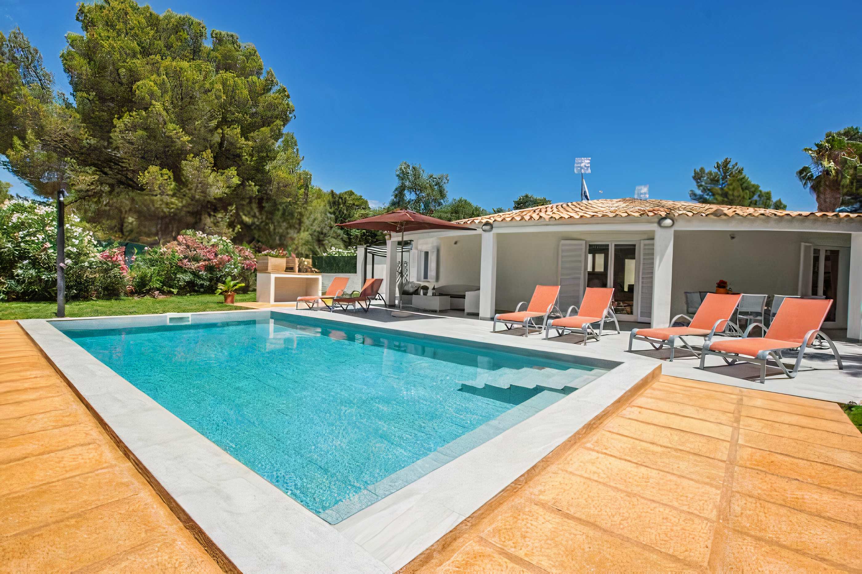 Charming Casa Encinar in Tranquil Residential Area — Sa Pobla, Illes Balears — vacation rental