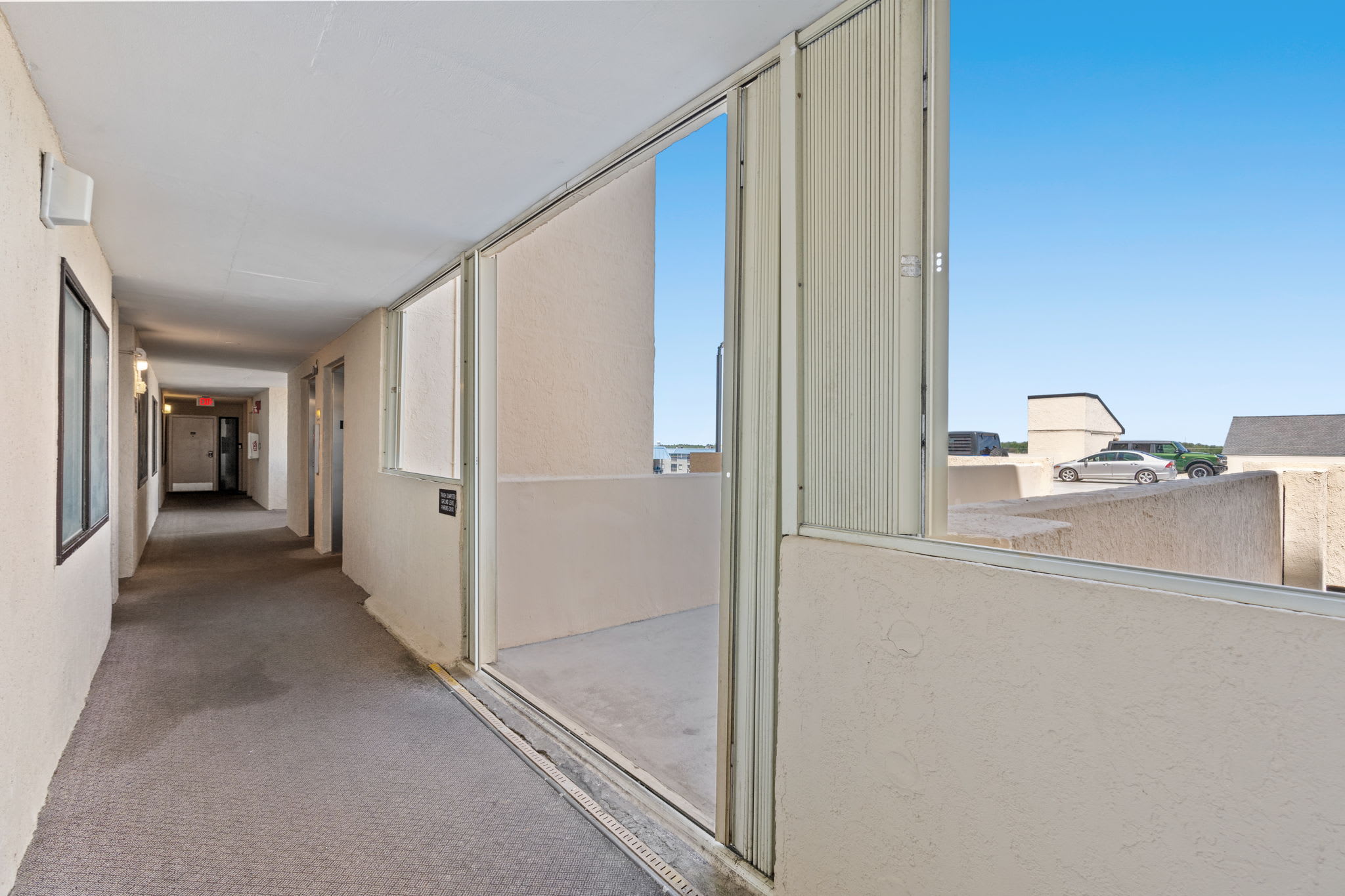 Pristine Direct Oceanfront Getaway Luxury Oasis | Photo 92