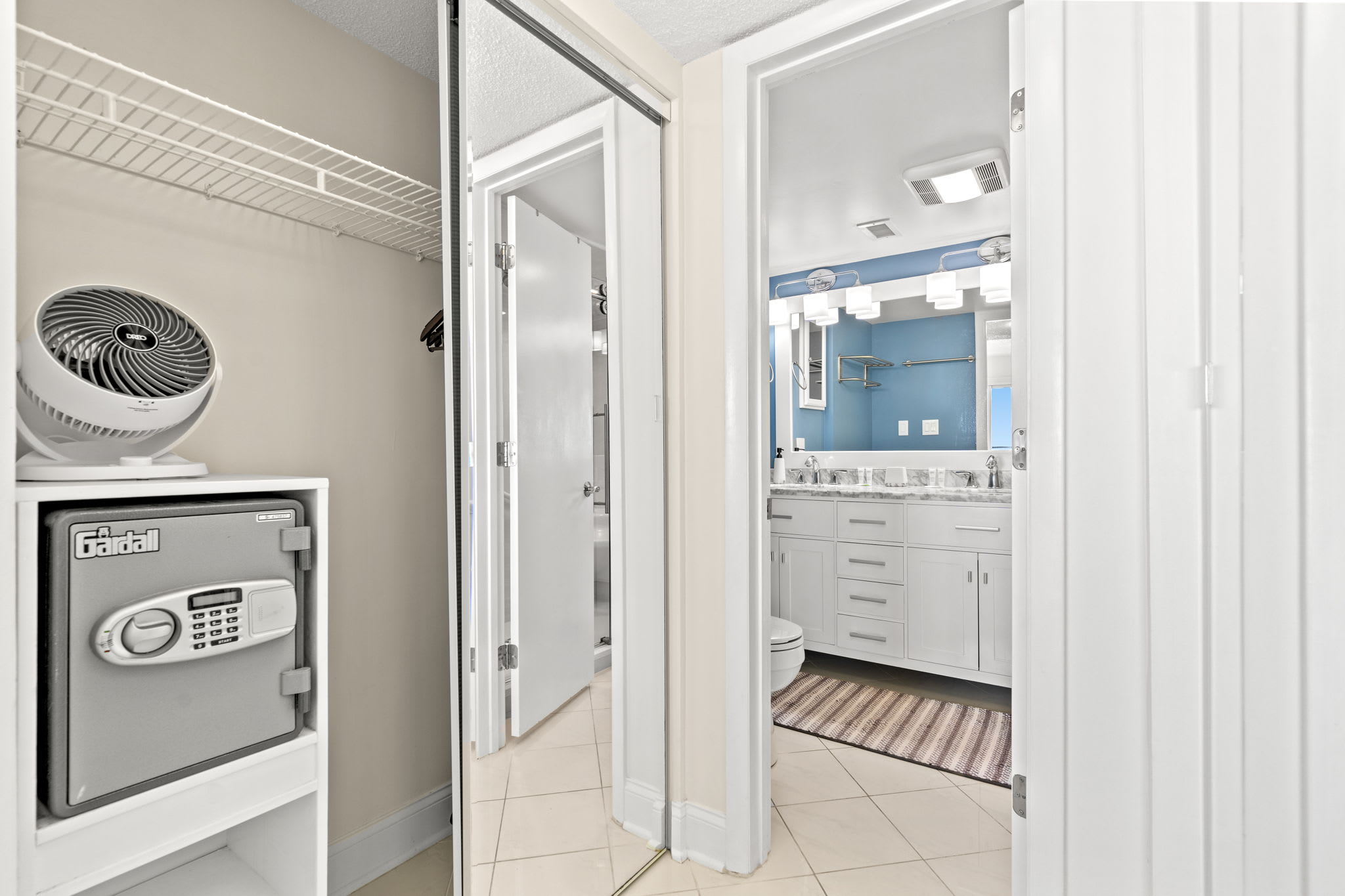 Pristine Direct Oceanfront Getaway Luxury Oasis | Photo 38