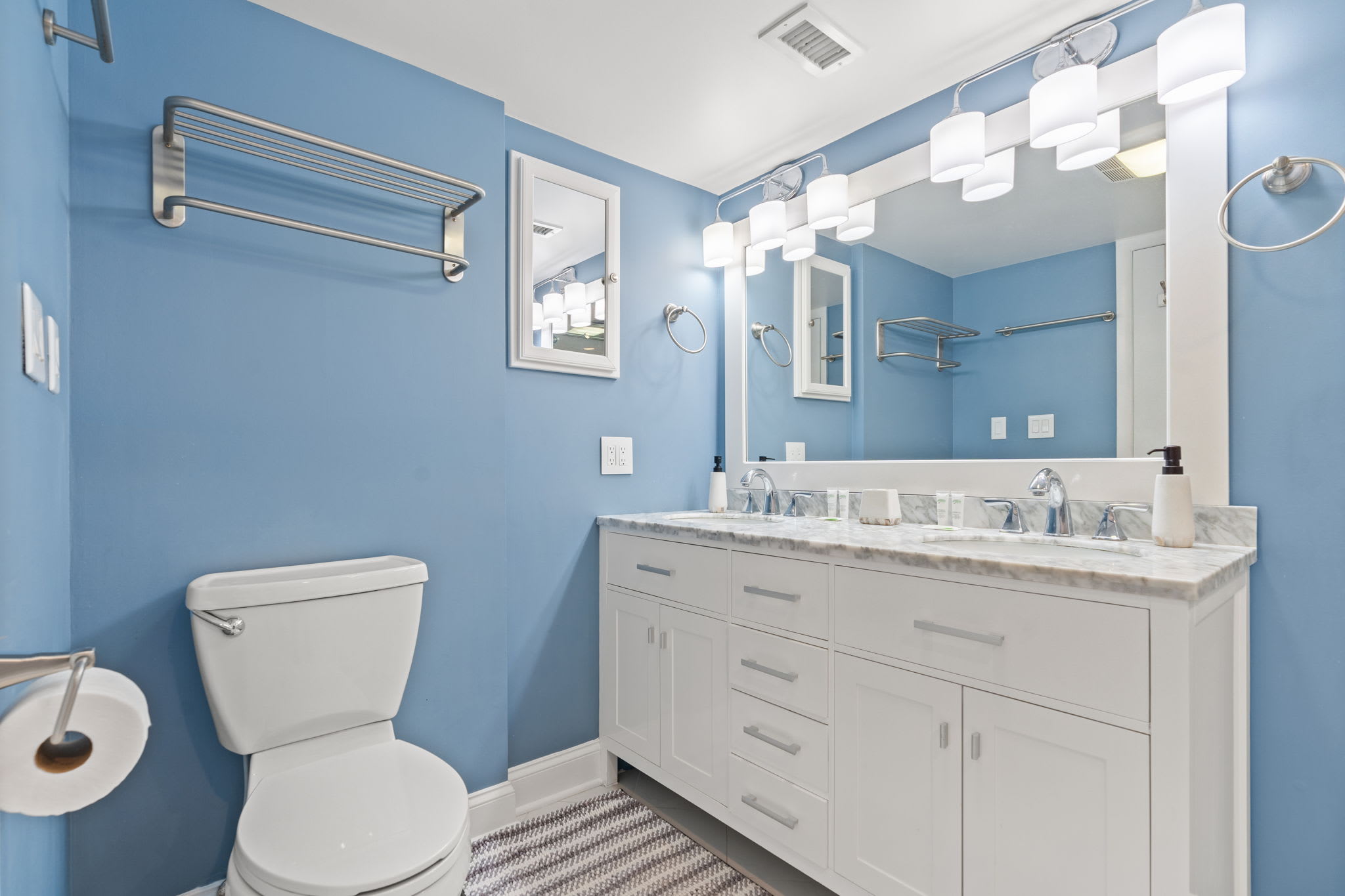 Pristine Direct Oceanfront Getaway Luxury Oasis | Photo 41