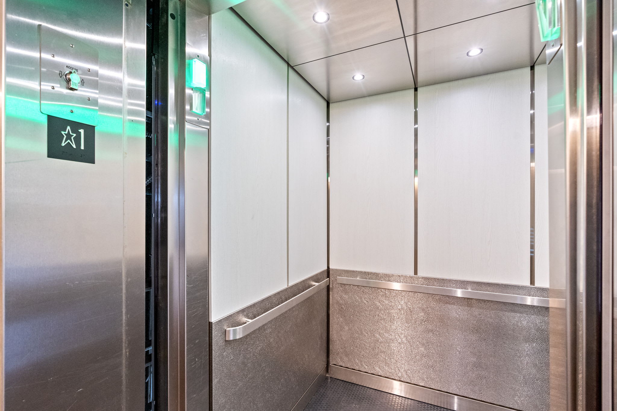 Pristine Direct Oceanfront Getaway Luxury Oasis | Photo 88