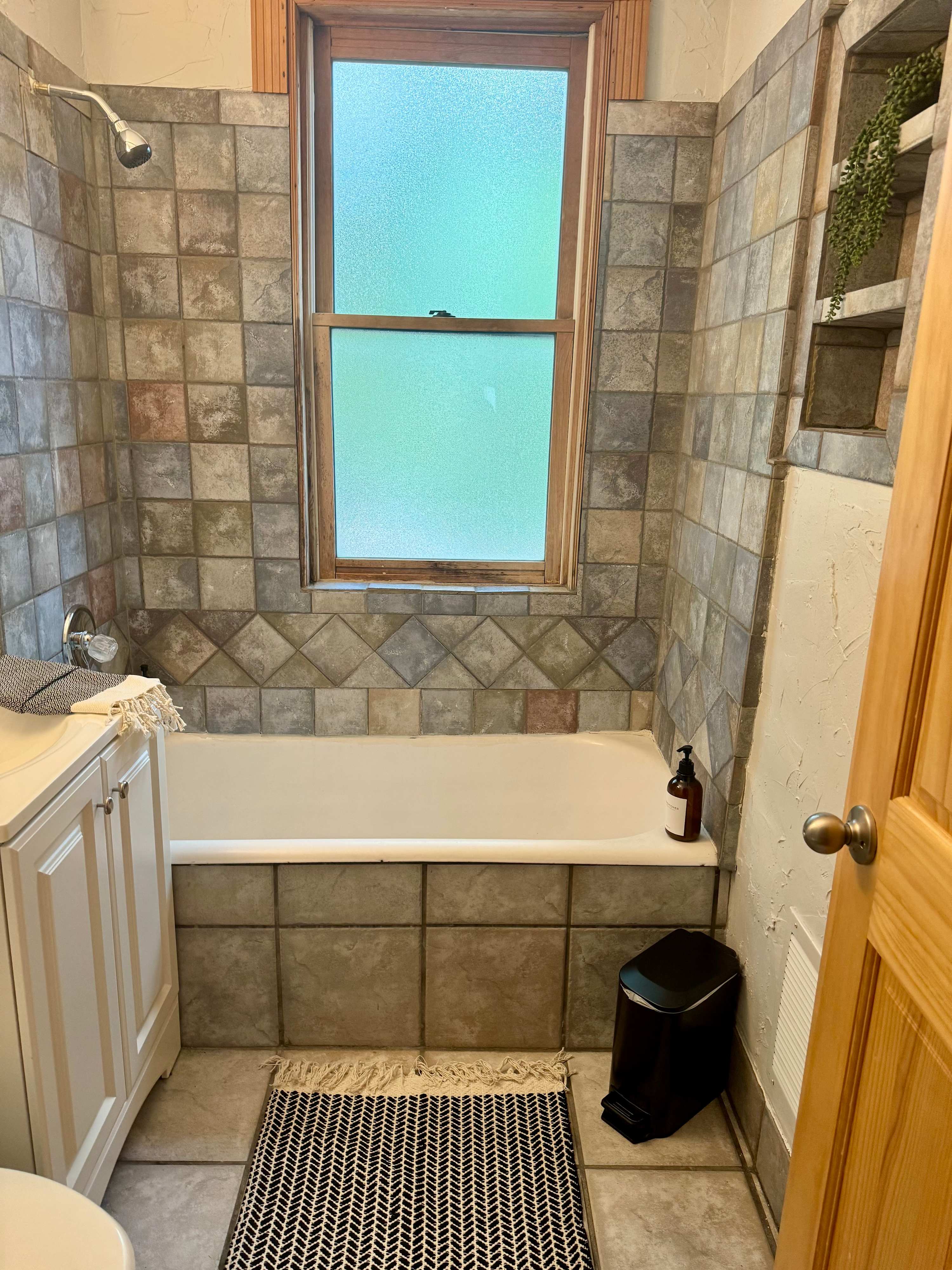 🌿 Jungle Cabin by Jungle House | Close to OSU, Convention Center...