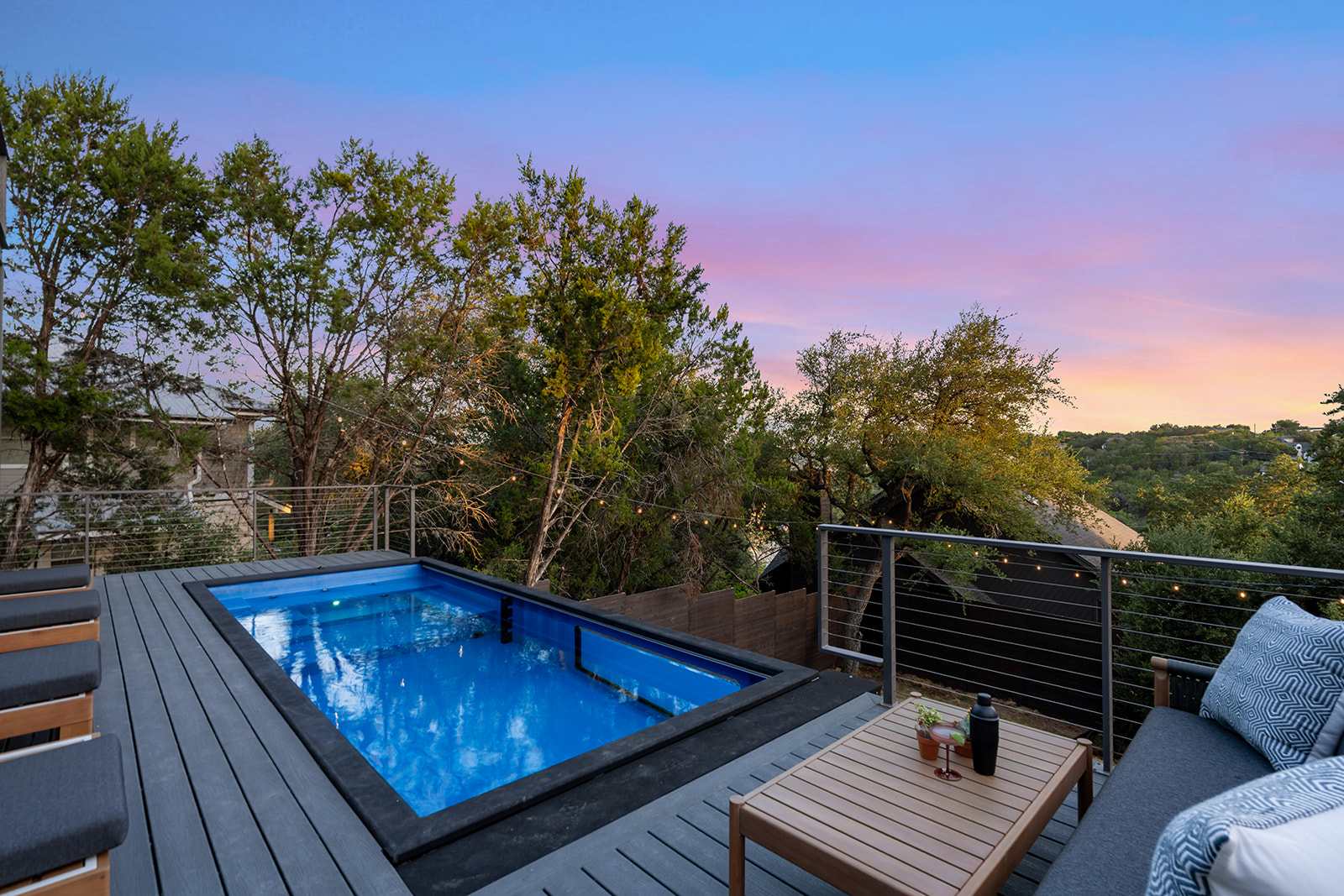 Luxe Pool, Fire Pit, Lake Views | Sundown Social