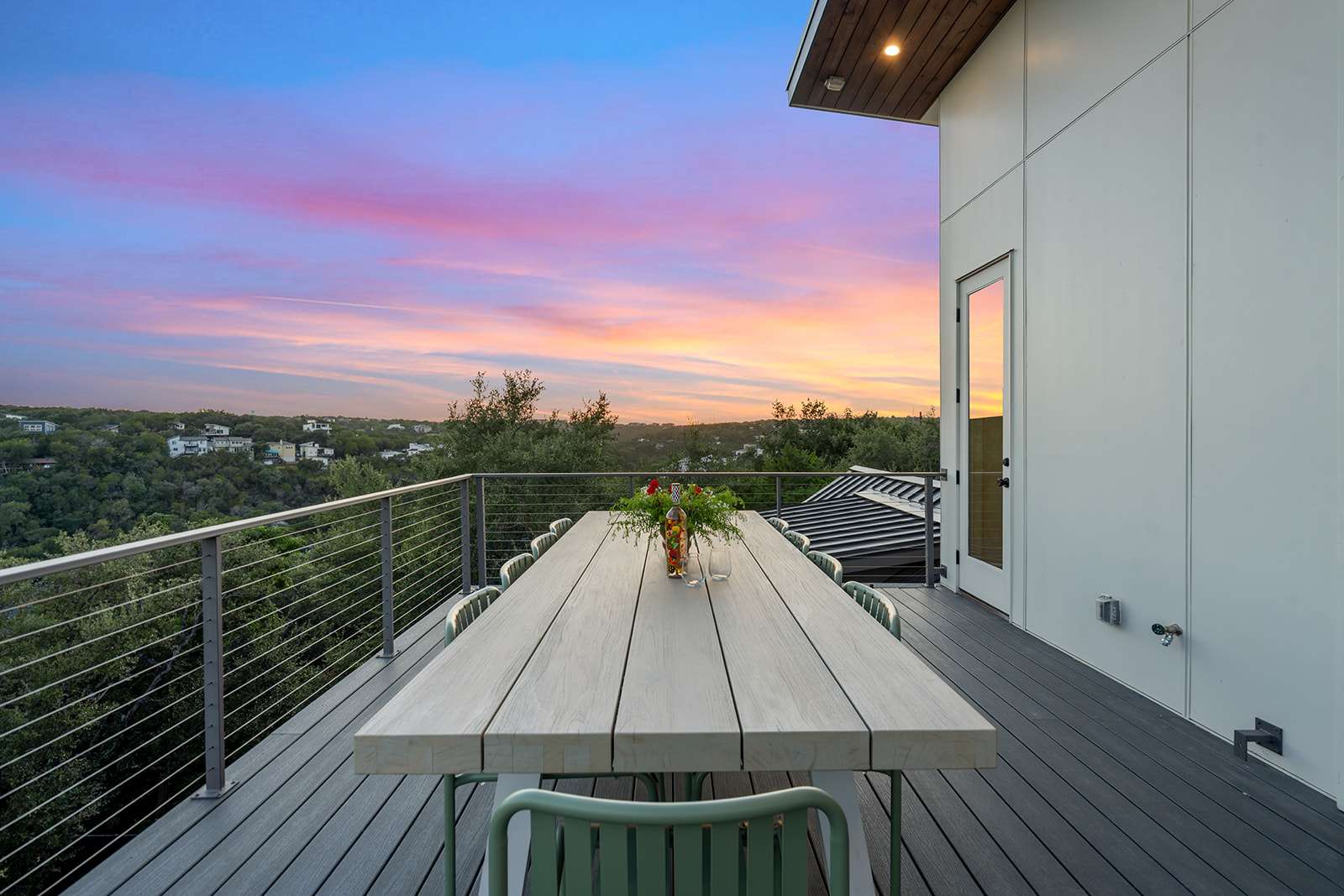 Luxe Pool, Fire Pit, Lake Views | Sundown Social