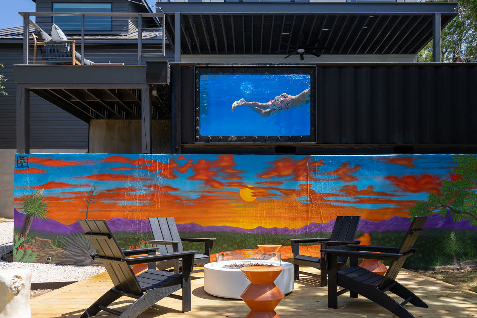 Luxe Pool, Fire Pit, Lake Views | Sundown Social