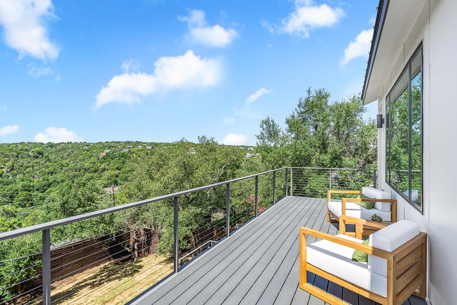 Luxe Pool, Fire Pit, Lake Views | Sundown Social