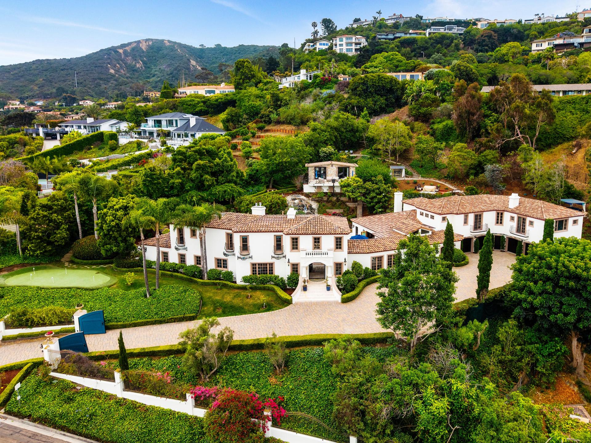 Opulent La Jolla Beach Villa - Luxury by the Sea