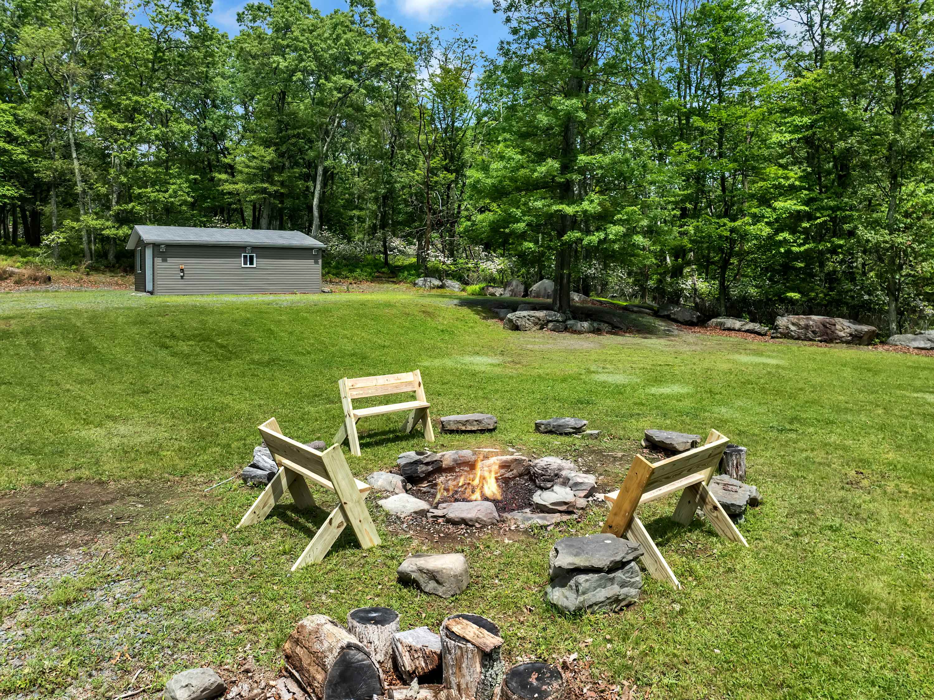 Chip's Pocono Escape | Hot tub | Pool w/ slide