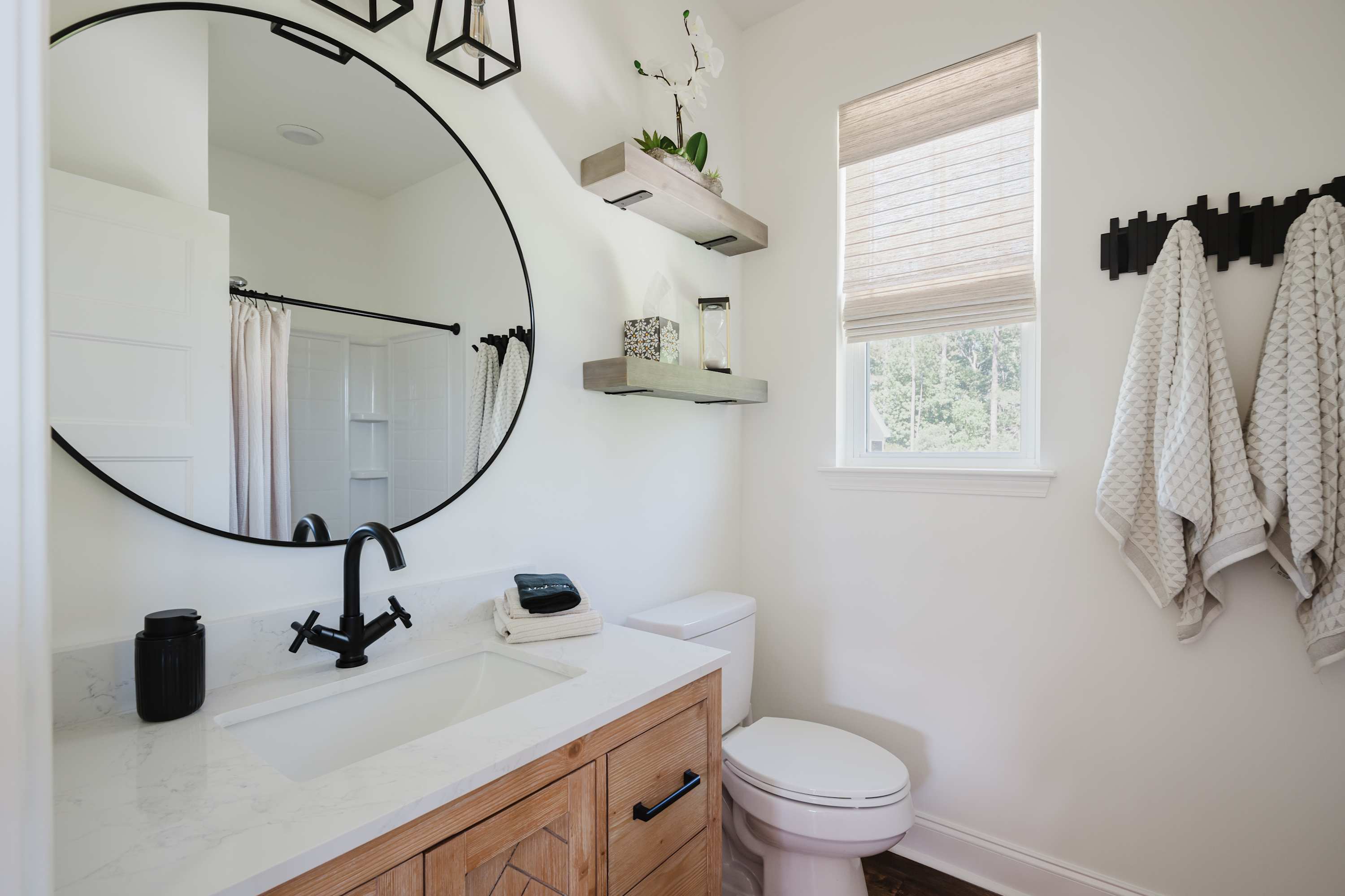Walk2OldTown!  Modern Lux Private Carriage House