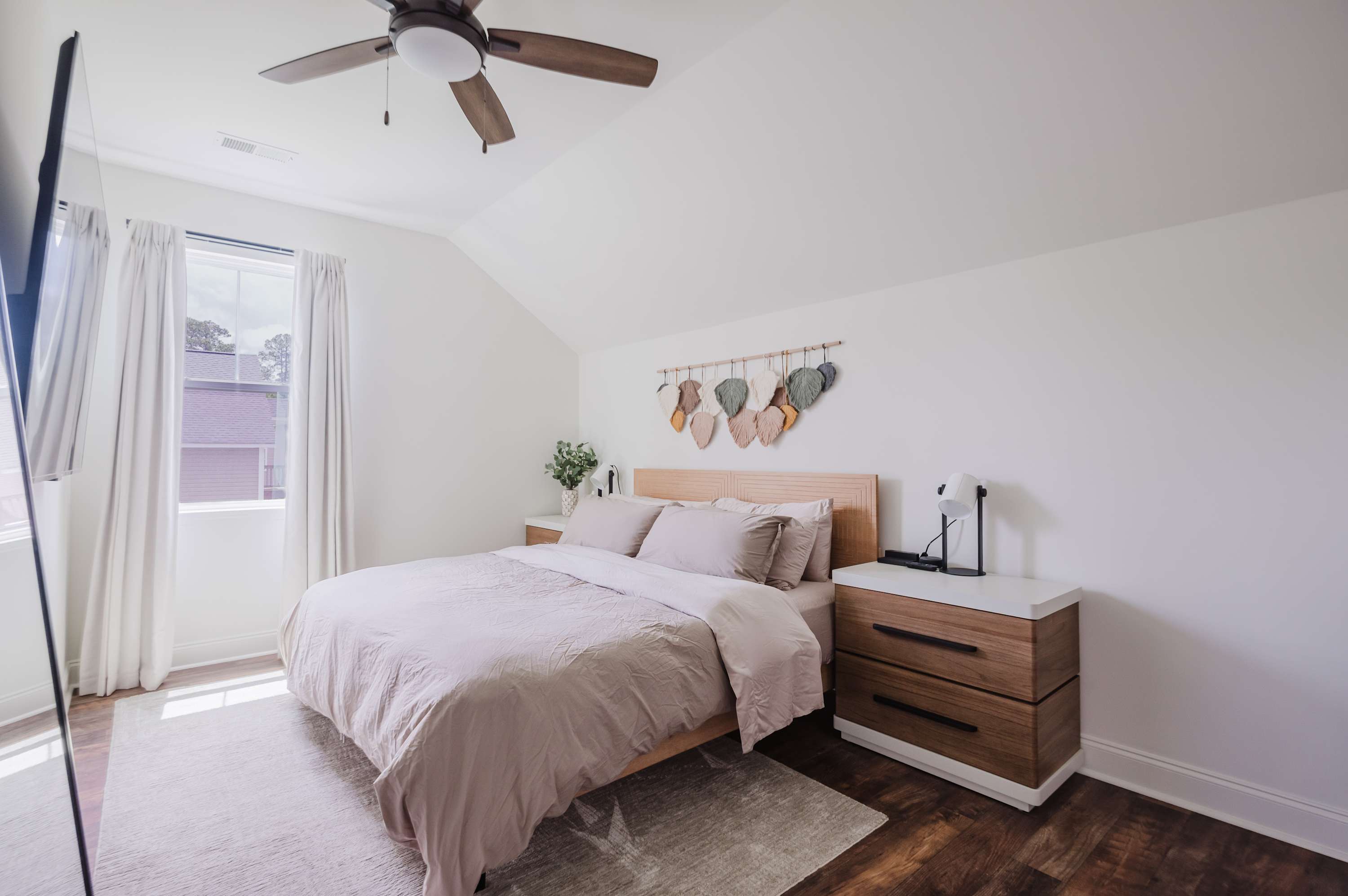 Walk2OldTown!  Modern Lux Private Carriage House