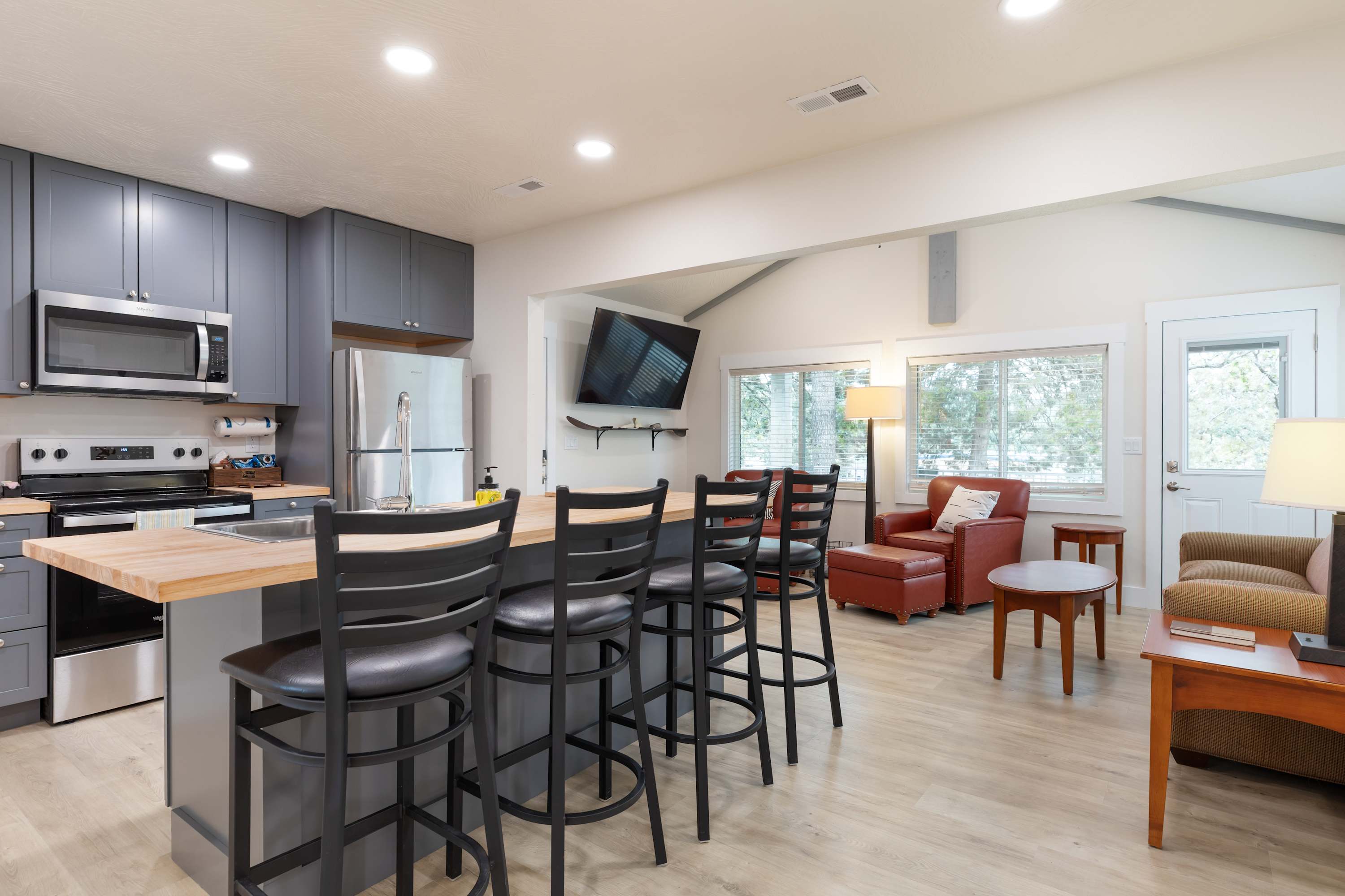 Lighthouse Lodge 3 - Lakefront - Boat Slips available — Kimberling City, MO — vacation rental